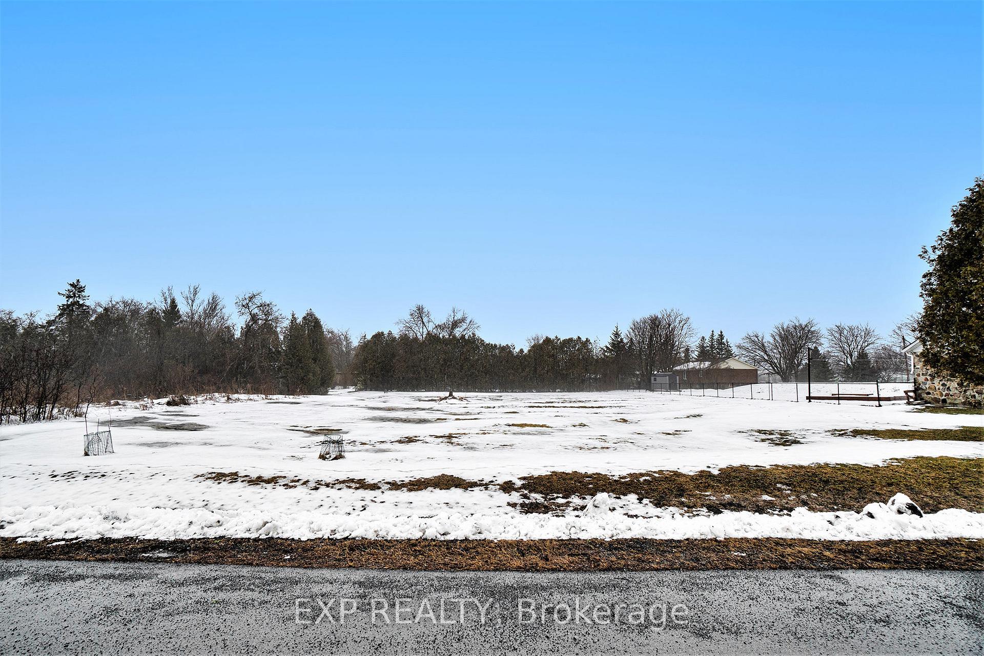 Photo 2 of 20732 Lefebvre Street, South Glengarry, South Glengarry (Lancaster) Twp — HOMEH