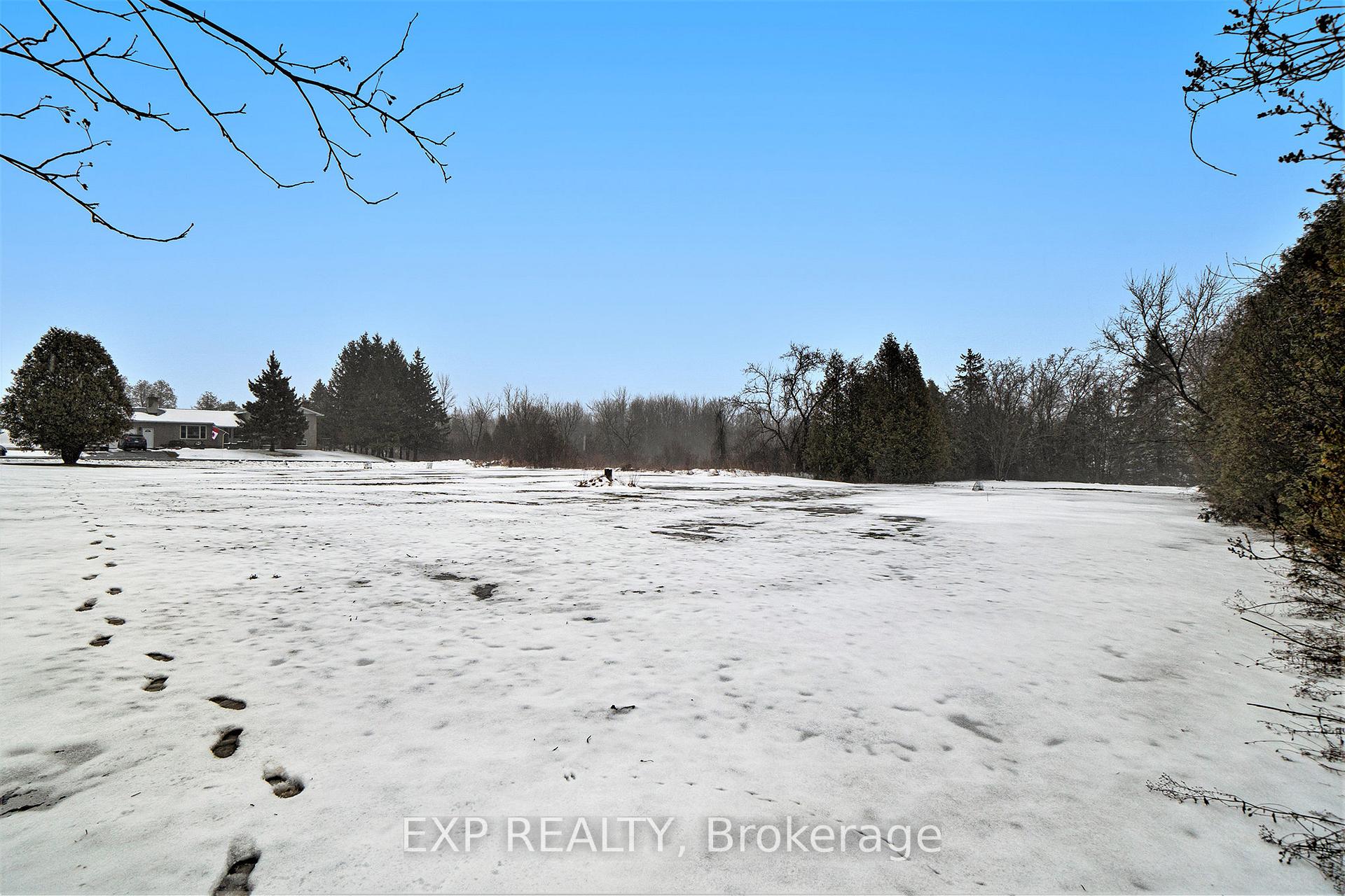 Photo 4 of 20732 Lefebvre Street, South Glengarry, South Glengarry (Lancaster) Twp — HOMEH