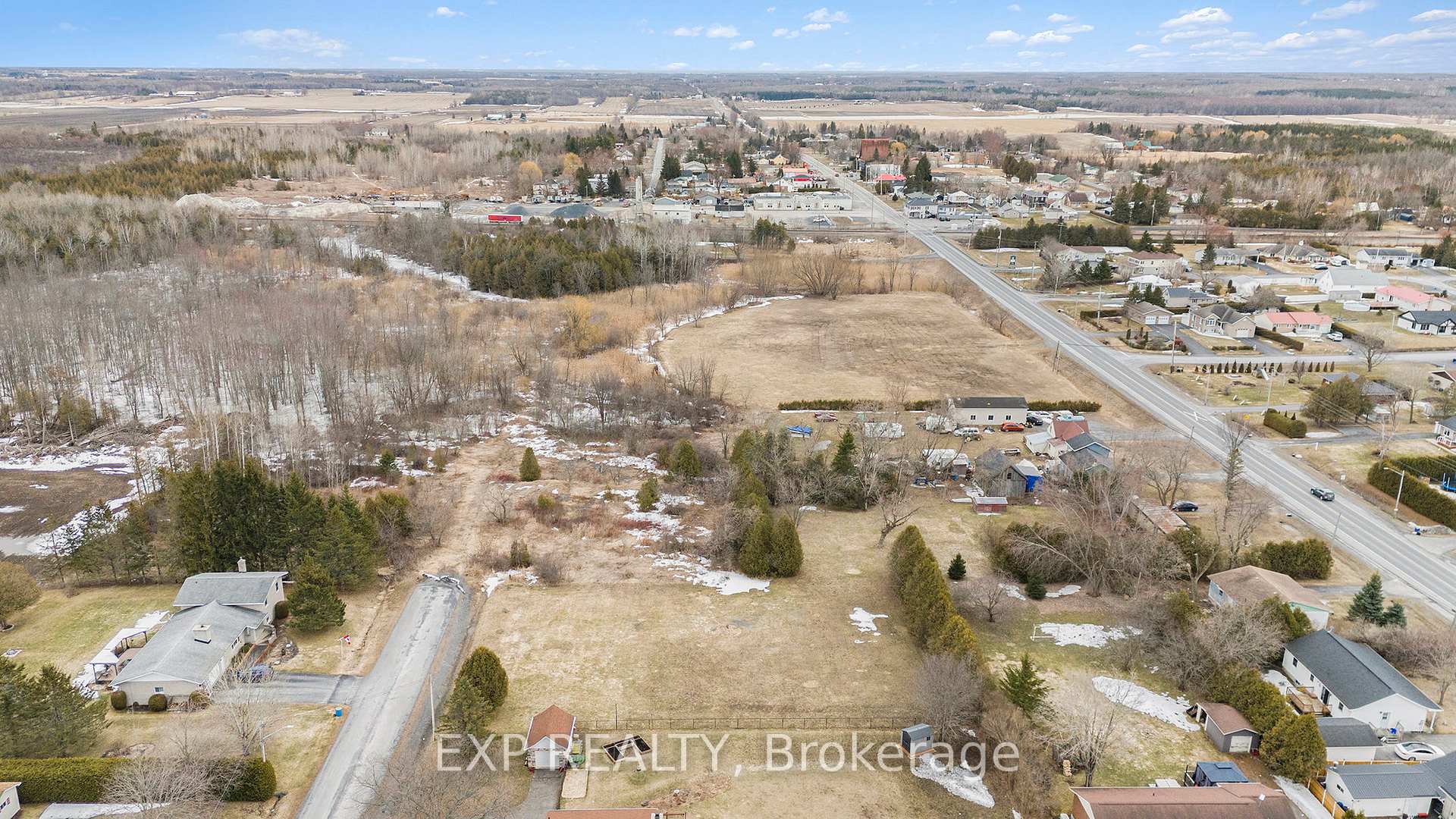 Photo 12 of 20732 Lefebvre Street, South Glengarry, South Glengarry (Lancaster) Twp — HOMEH