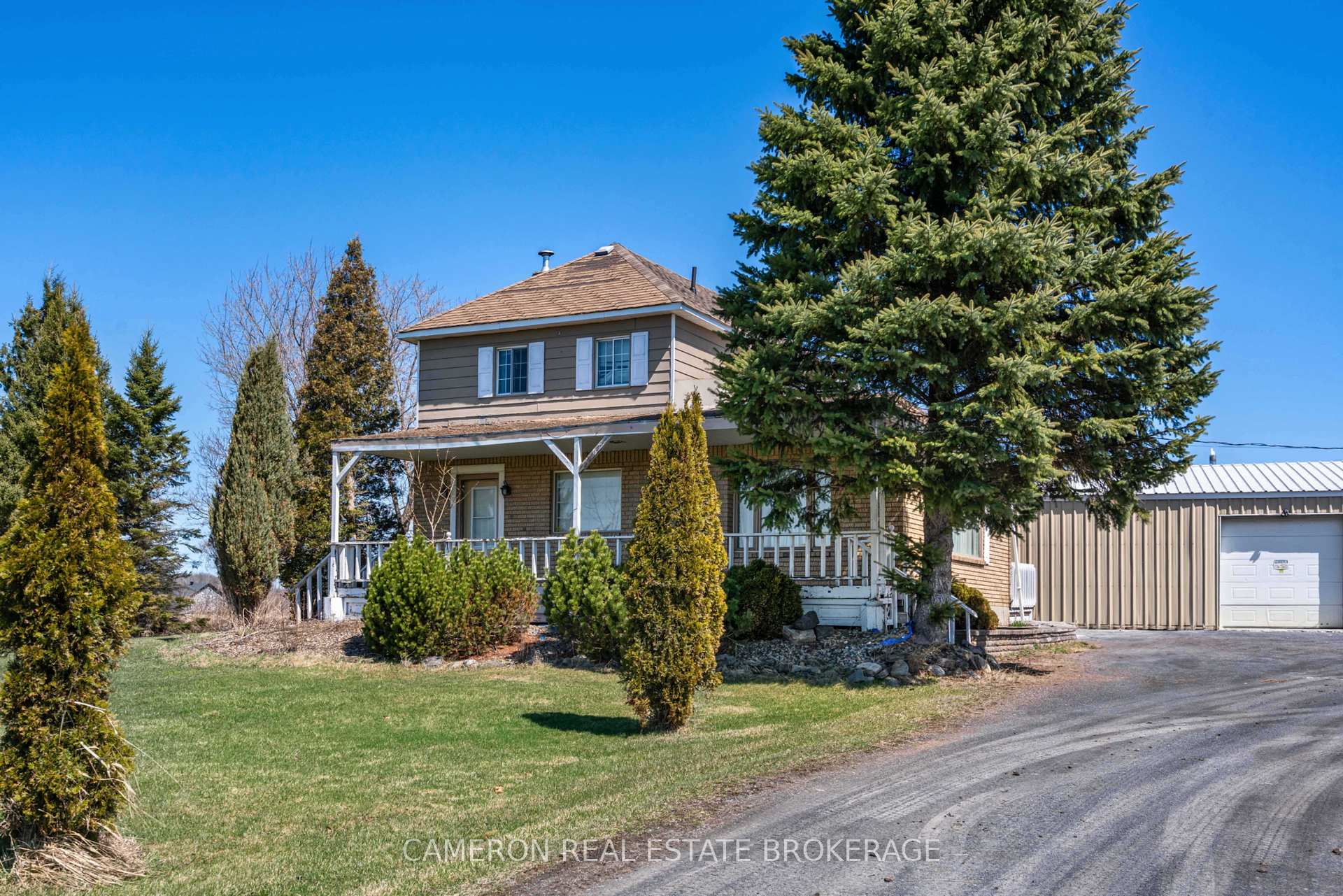 Photo 1 of 18108 County 2 Road, South Glengarry, South Glengarry (Charlottenburgh) Twp — HOMEH