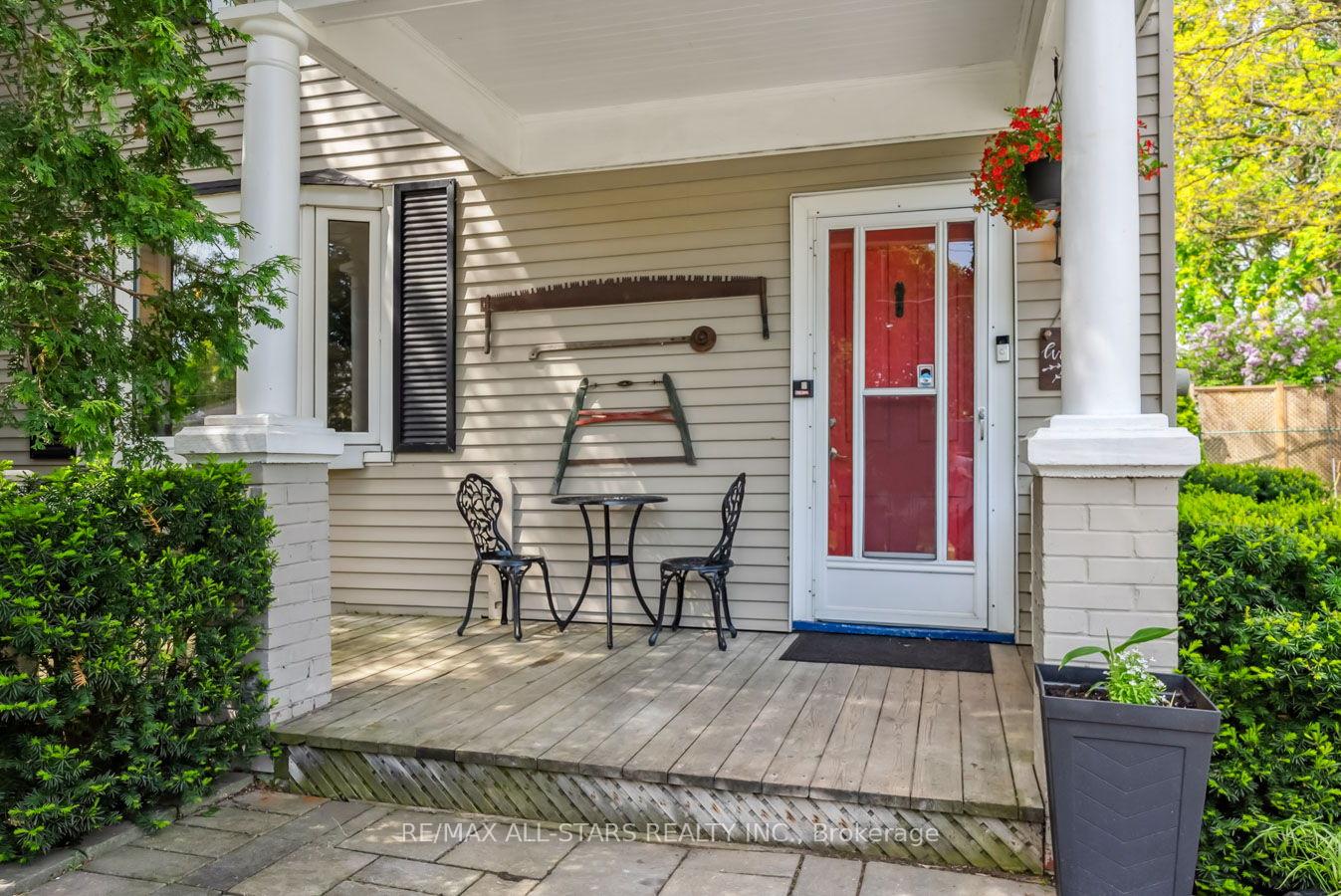 Photo 3 of 267 North Street, Scugog, Port Perry — HOMEH