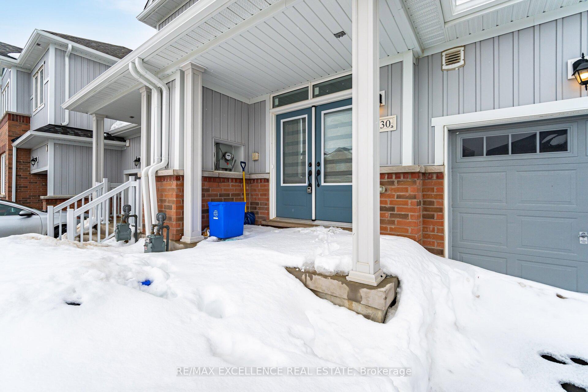 Photo 3 of 630 Anishinaabe Drive, Shelburne — HOMEH