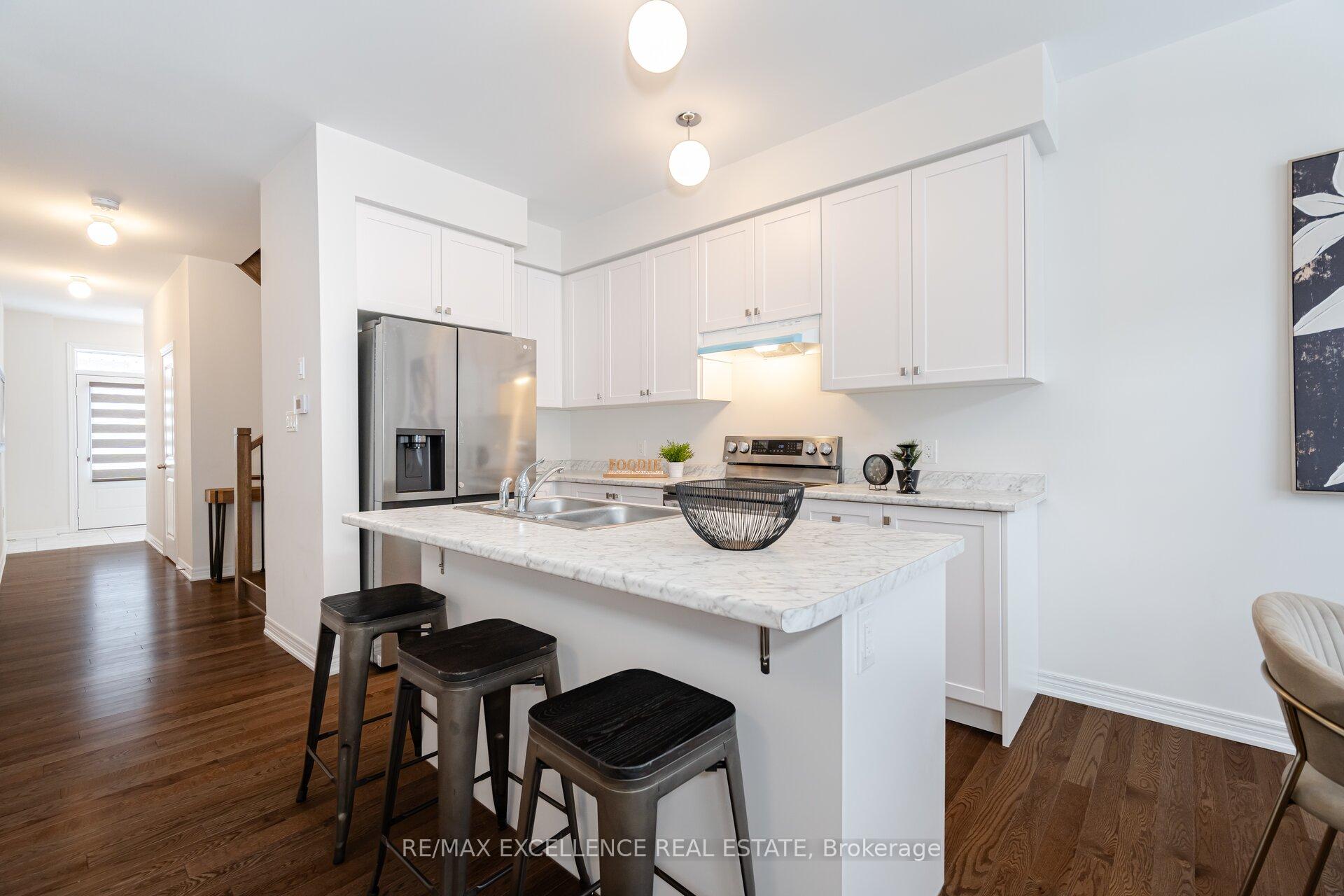 Photo 6 of 630 Anishinaabe Drive, Shelburne — HOMEH