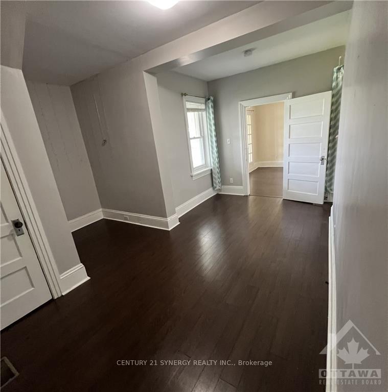 Photo 11 of 46 Victoria Avenue, Smiths Falls — HOMEH