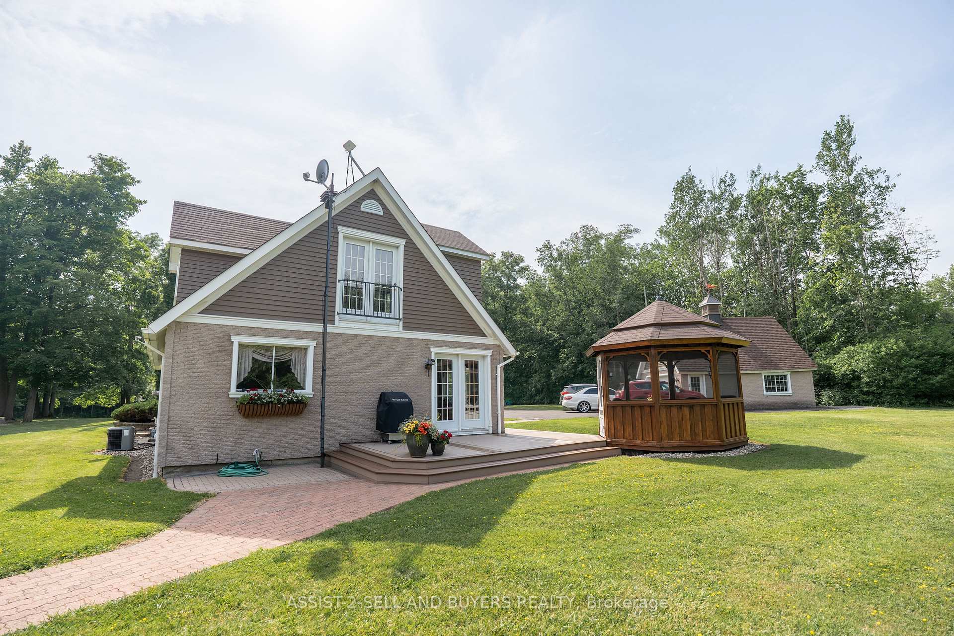 Photo 3 of 5527 County Rd 27, South Glengarry, South Glengarry (Charlottenburgh) Twp — HOMEH
