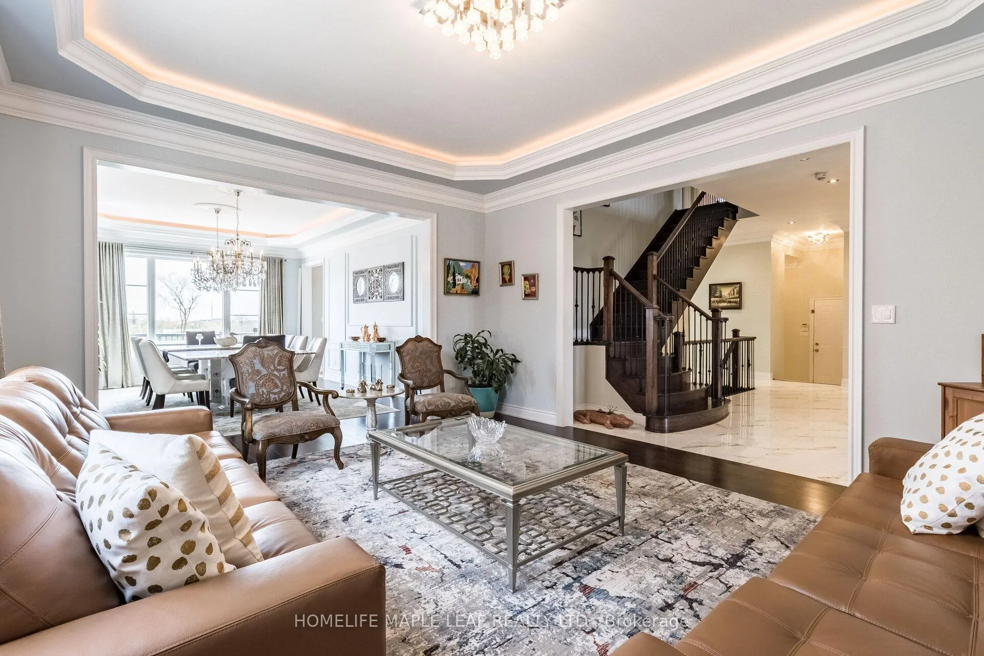 Photo 8 of 44 Herringbone Crescent, Brampton, Toronto Gore Rural Estate — HOMEH