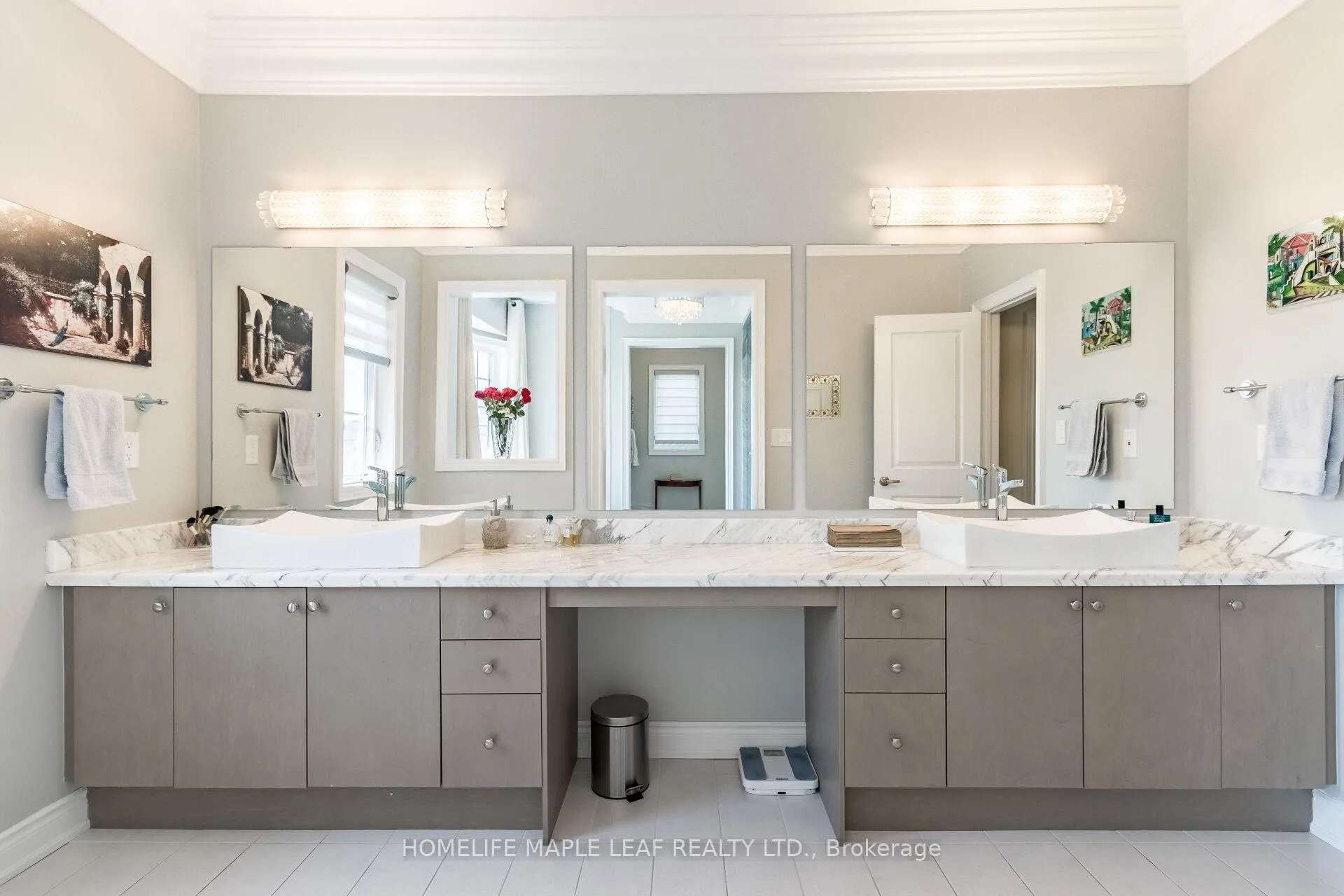 Photo 26 of 44 Herringbone Crescent, Brampton, Toronto Gore Rural Estate — HOMEH