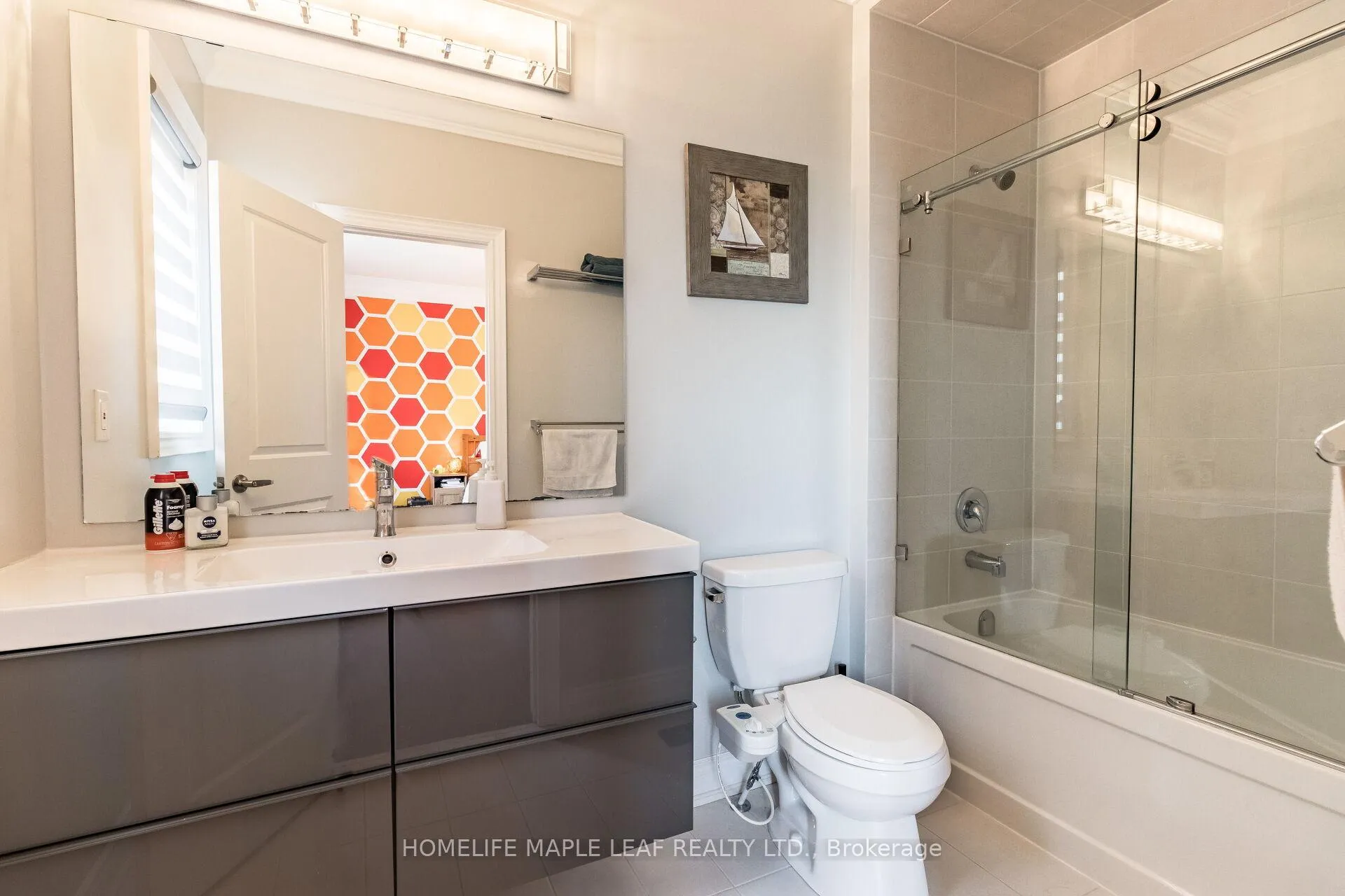Photo 36 of 44 Herringbone Crescent, Brampton, Toronto Gore Rural Estate — HOMEH