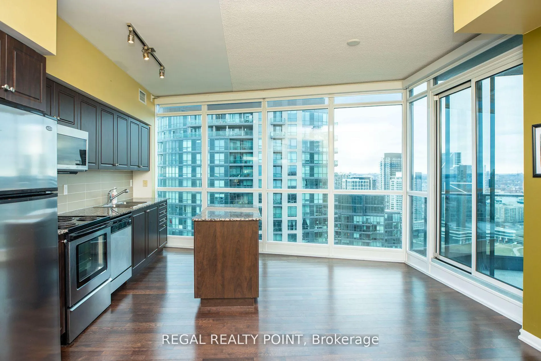 Front of Unit 3410, 215 Fort York Boulevard