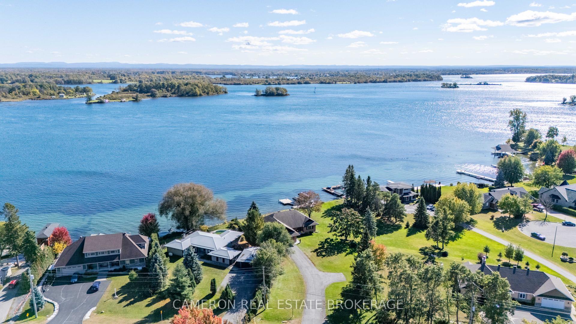 Photo 7 of 18122 Highway #2, South Glengarry, South Glengarry (Charlottenburgh) Twp — HOMEH