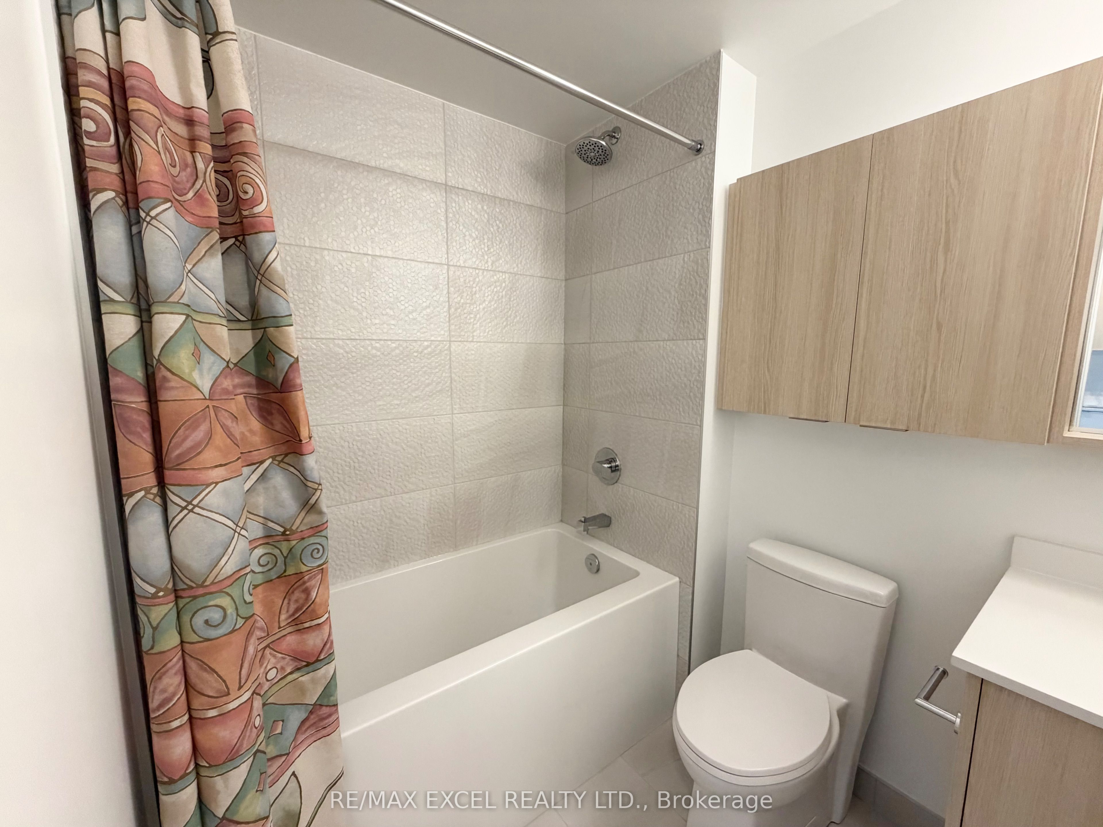 Photo 8 of Unit B212, 9751 Markham Road, Markham, Greensborough — HOMEH