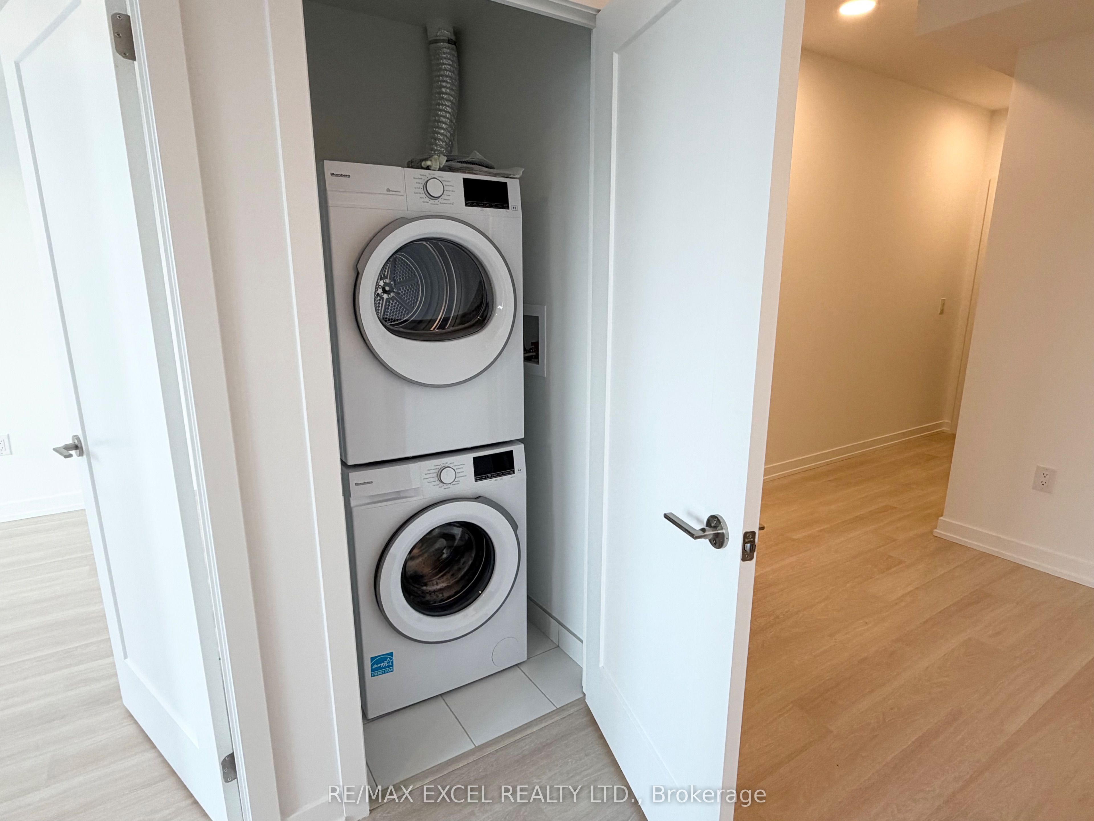 Photo 7 of Unit B212, 9751 Markham Road, Markham, Greensborough — HOMEH