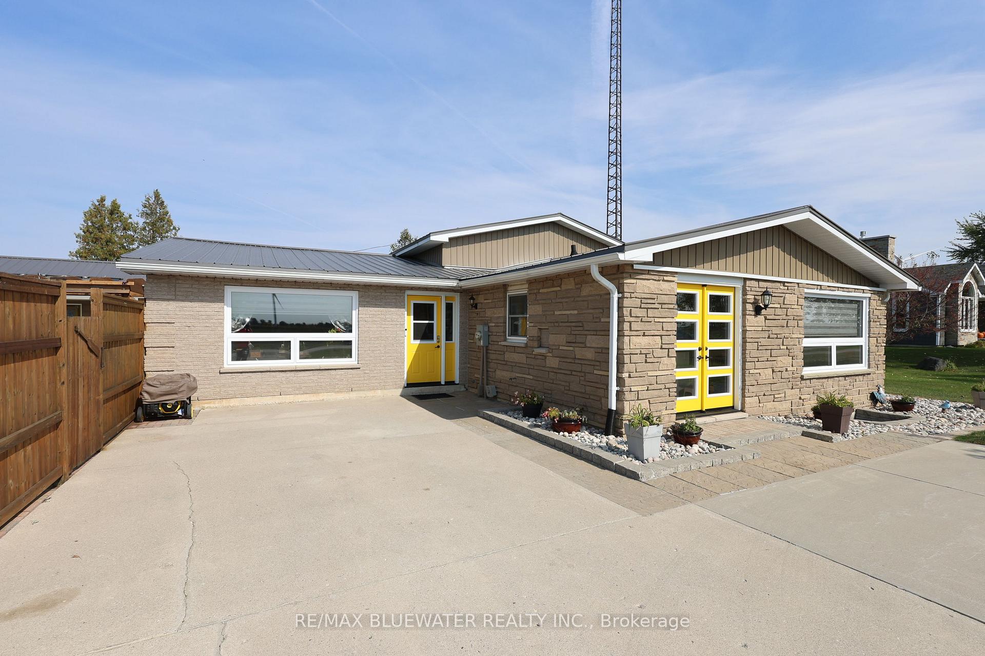 Photo 1 of 34486 Gore Road, South Huron, Stephen — HOMEH