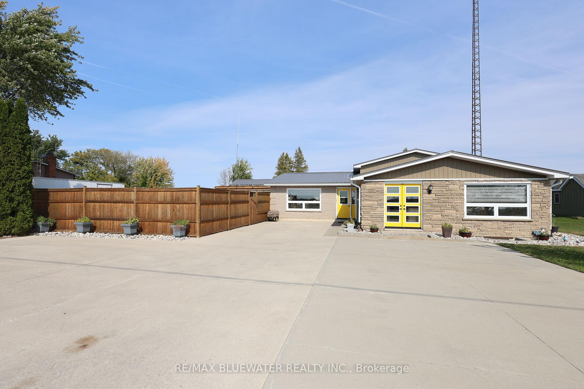 Photo 33 of 34486 Gore Road, South Huron, Stephen — HOMEH