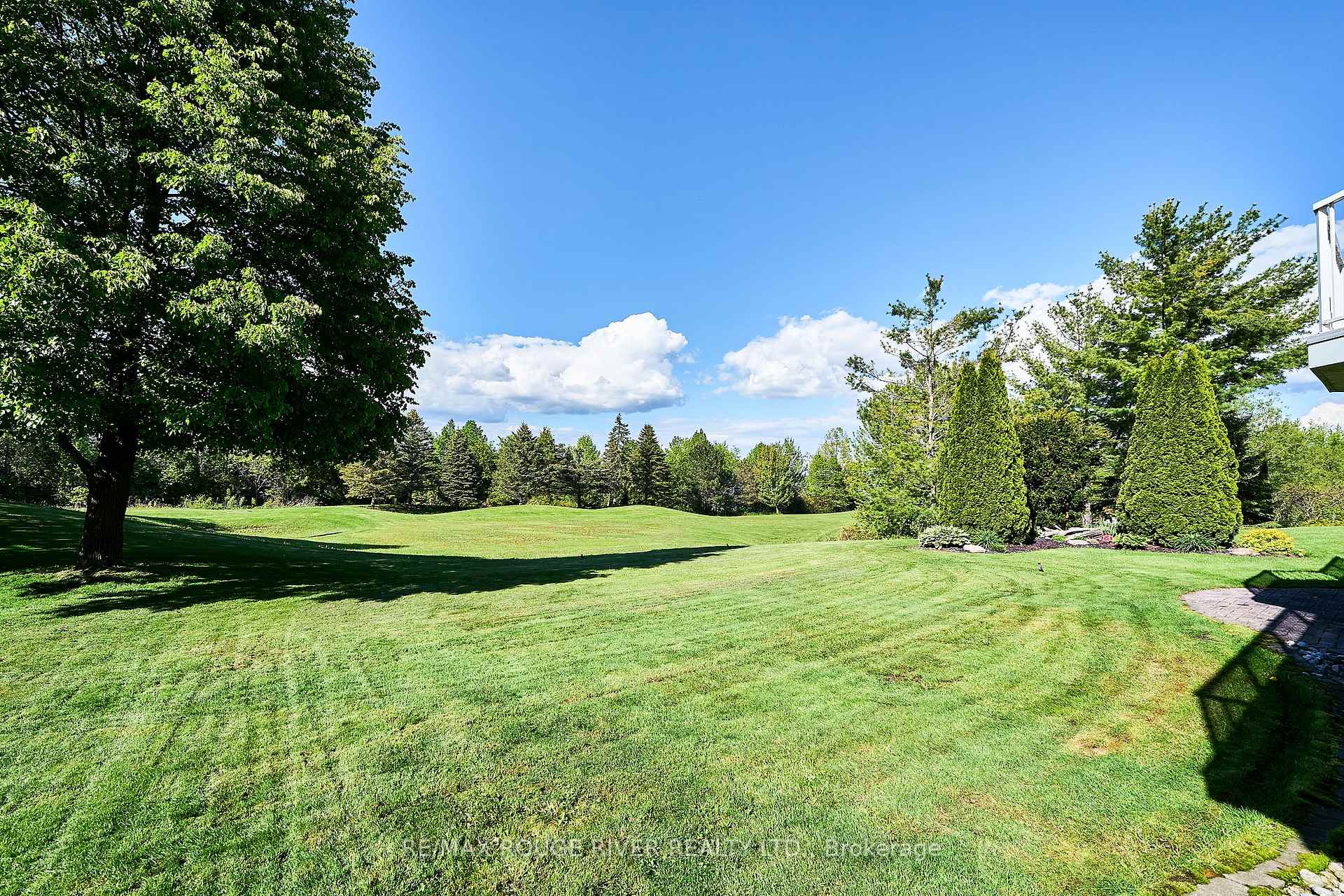 Photo 9 of 247 Waterbury Crescent, Scugog, Port Perry — HOMEH