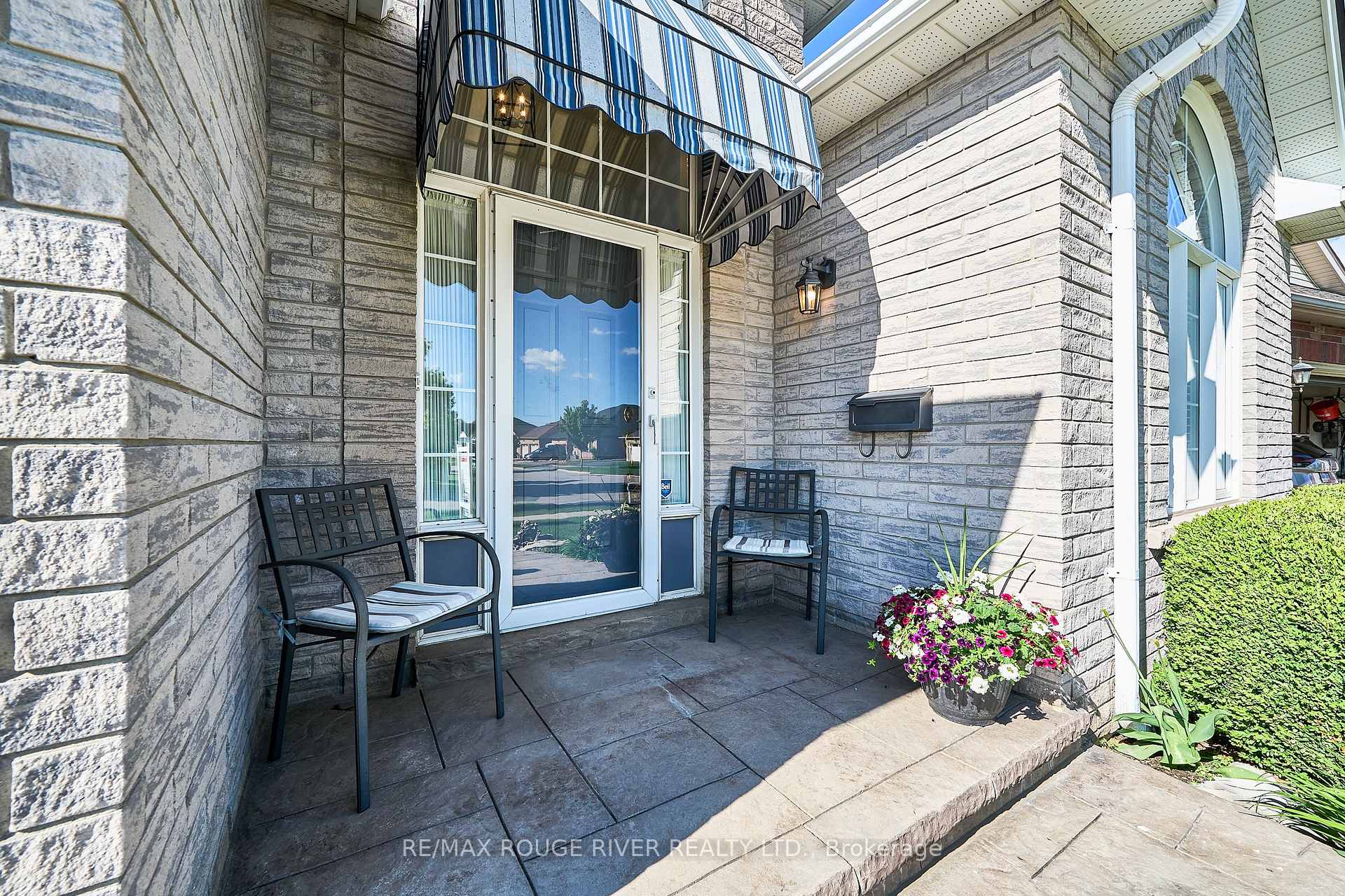 Photo 14 of 247 Waterbury Crescent, Scugog, Port Perry — HOMEH