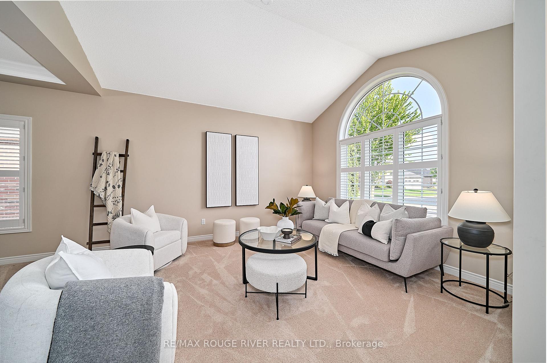 Photo 17 of 247 Waterbury Crescent, Scugog, Port Perry — HOMEH