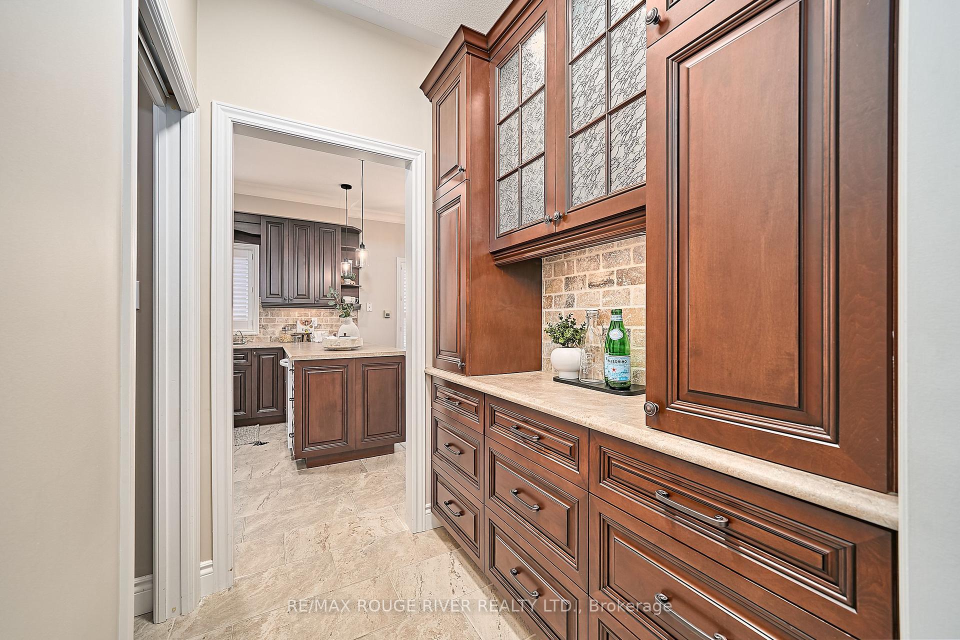 Photo 23 of 247 Waterbury Crescent, Scugog, Port Perry — HOMEH