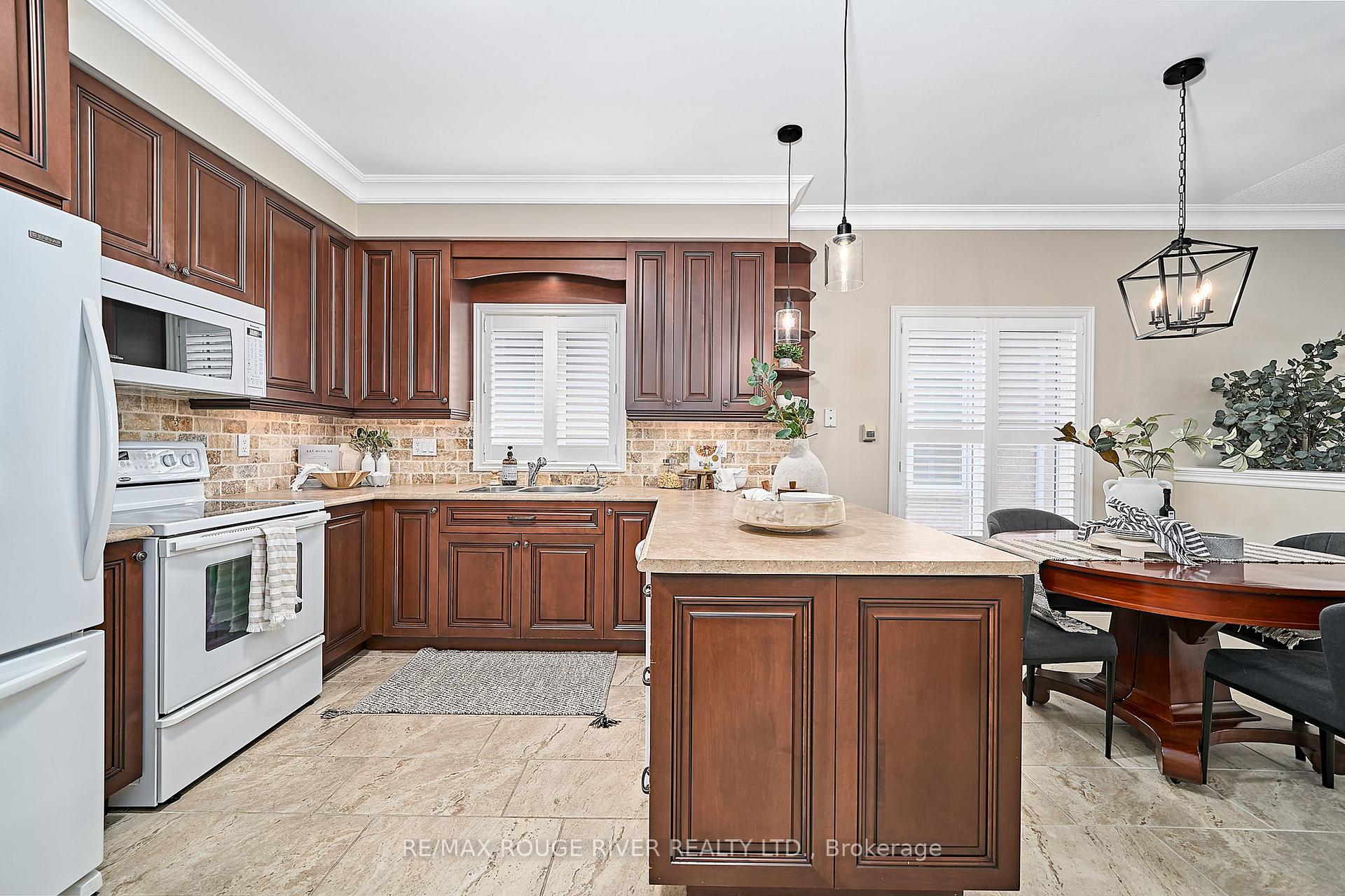 Photo 25 of 247 Waterbury Crescent, Scugog, Port Perry — HOMEH
