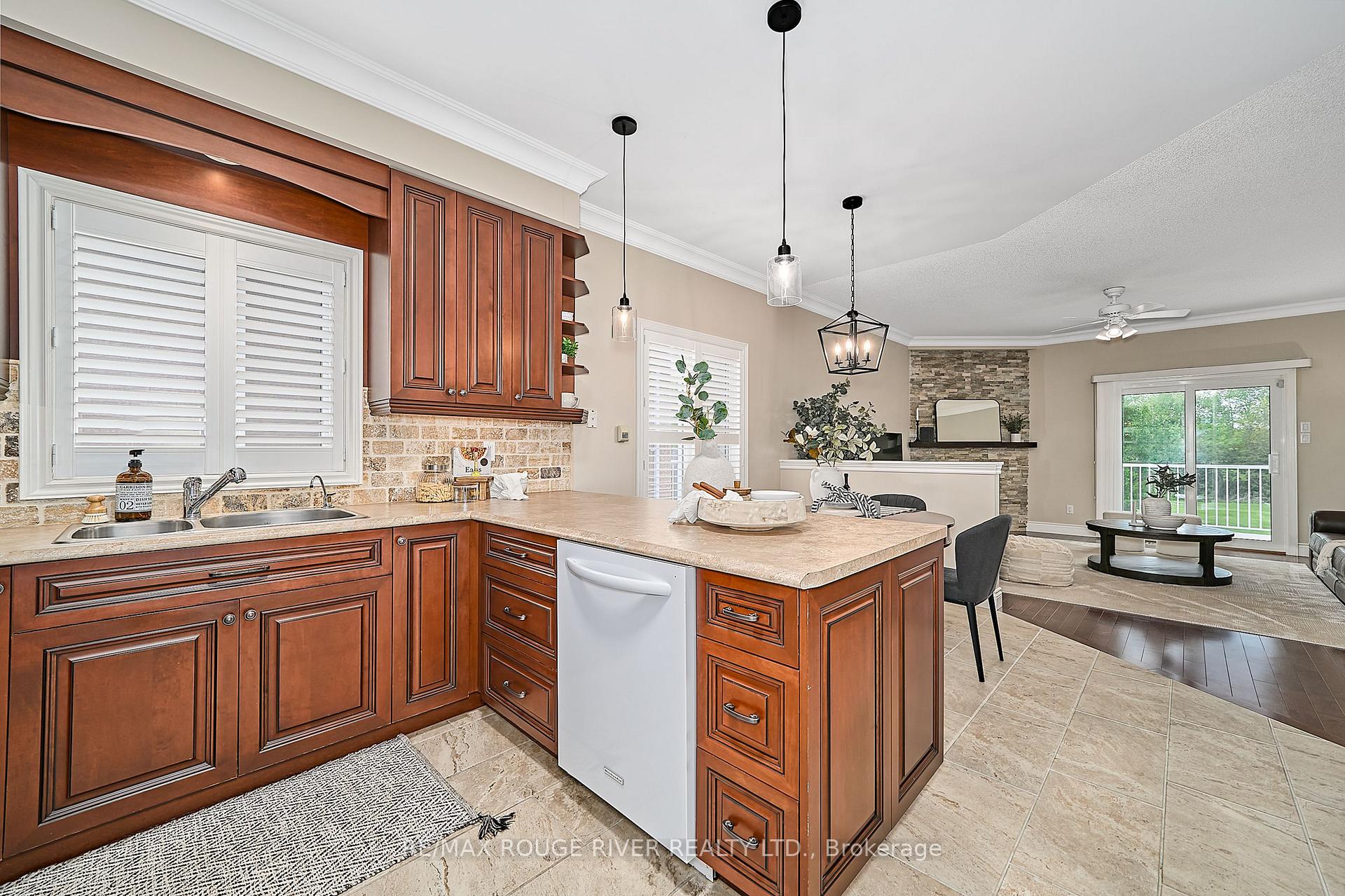 Photo 28 of 247 Waterbury Crescent, Scugog, Port Perry — HOMEH