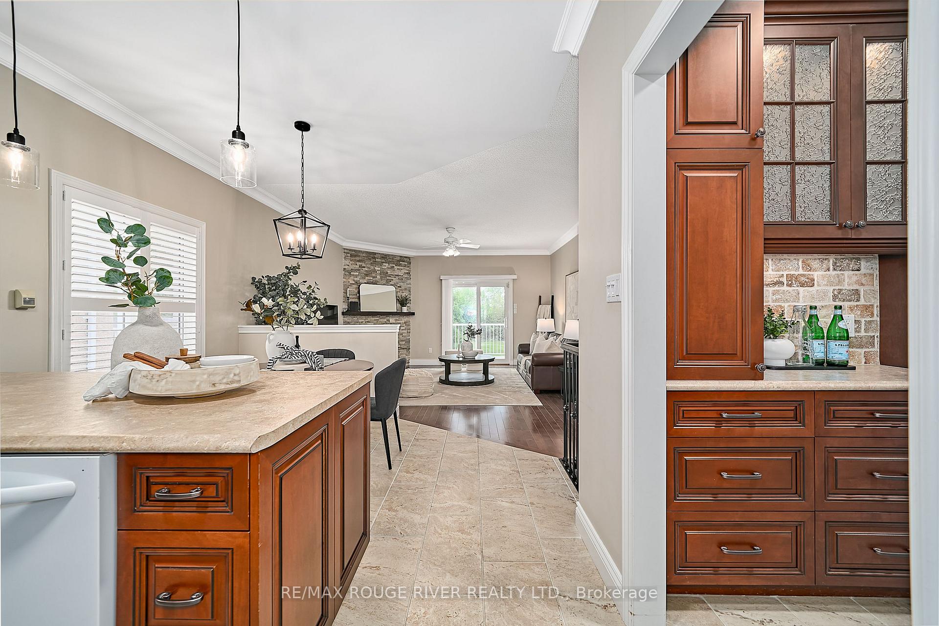 Photo 29 of 247 Waterbury Crescent, Scugog, Port Perry — HOMEH