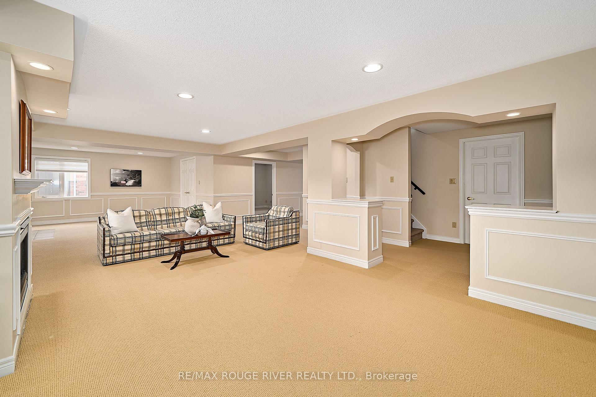 Photo 45 of 247 Waterbury Crescent, Scugog, Port Perry — HOMEH