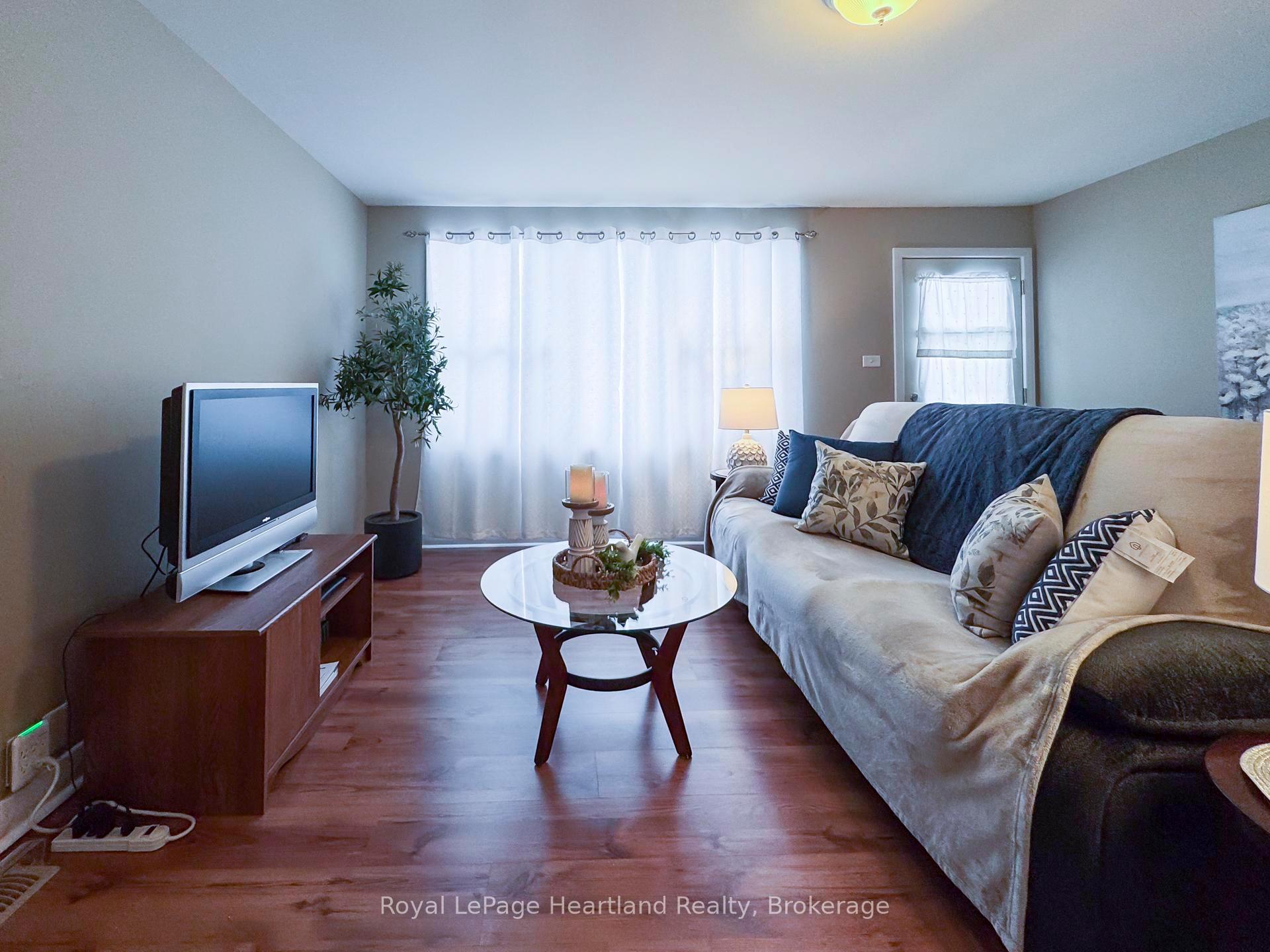Photo 6 of 126 Sanders Street E, South Huron, Exeter — HOMEH