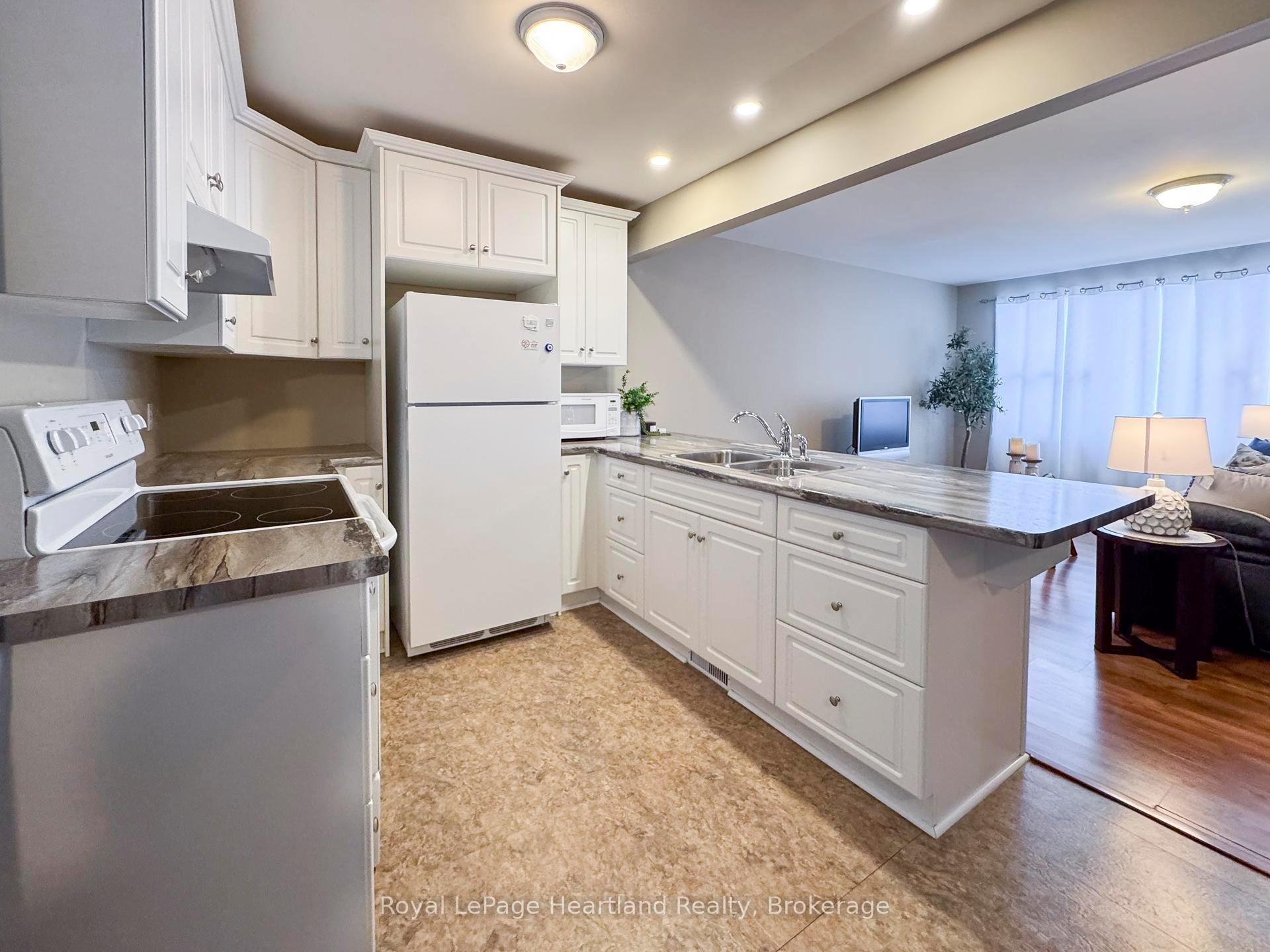 Photo 14 of 126 Sanders Street E, South Huron, Exeter — HOMEH