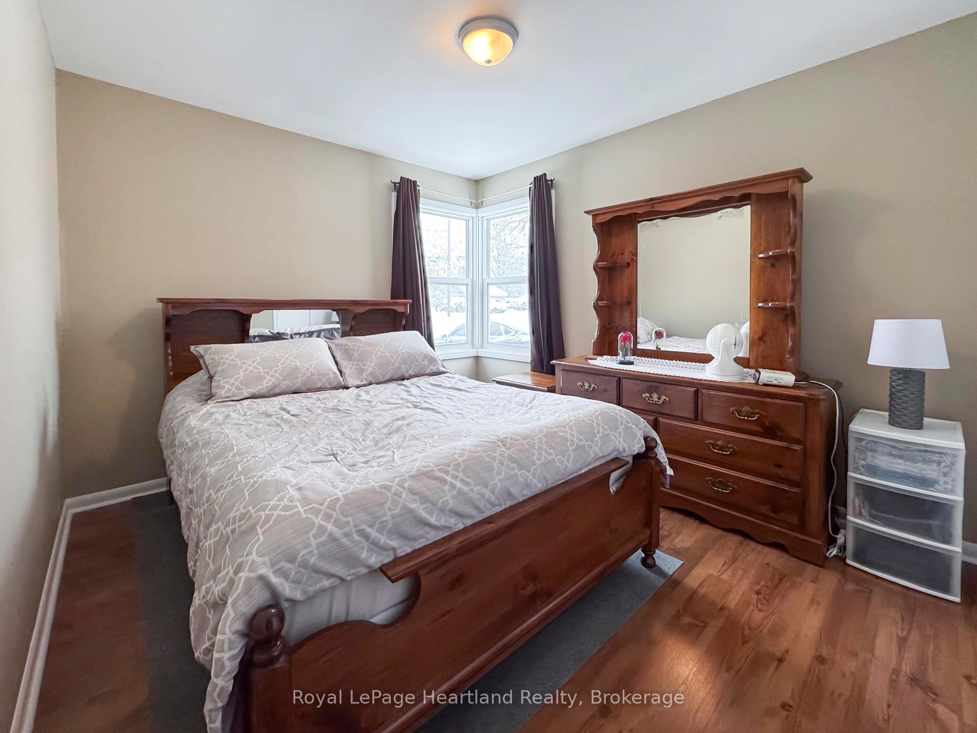 Photo 19 of 126 Sanders Street E, South Huron, Exeter — HOMEH