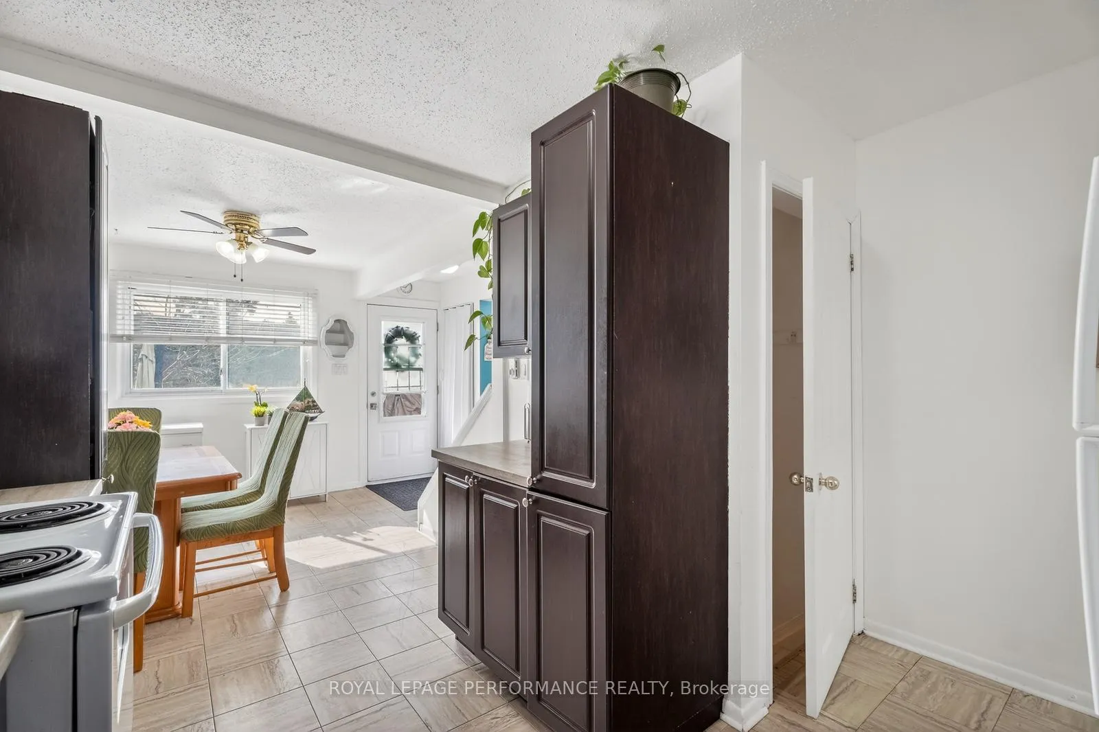 Photo 7 of Unit 57, 2642 Moncton Road, Ottawa, Queensway Terrace North — HOMEH