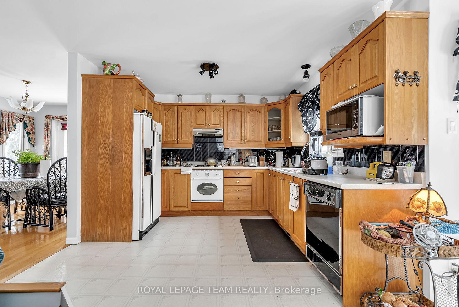 Photo 11 of 6540 Rae Road, South Glengarry, South Glengarry (Charlottenburgh) Twp — HOMEH