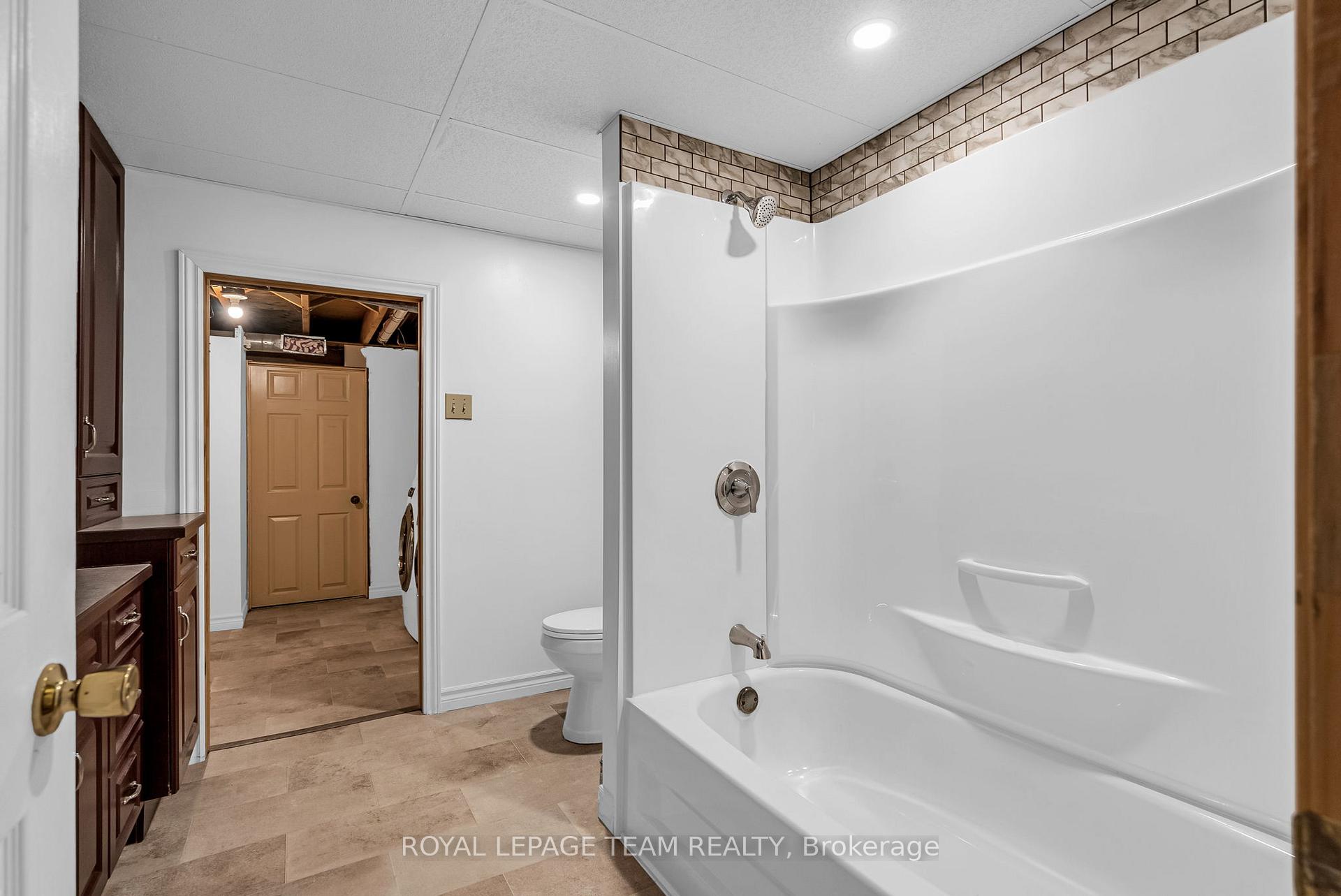 Photo 21 of 6540 Rae Road, South Glengarry, South Glengarry (Charlottenburgh) Twp — HOMEH