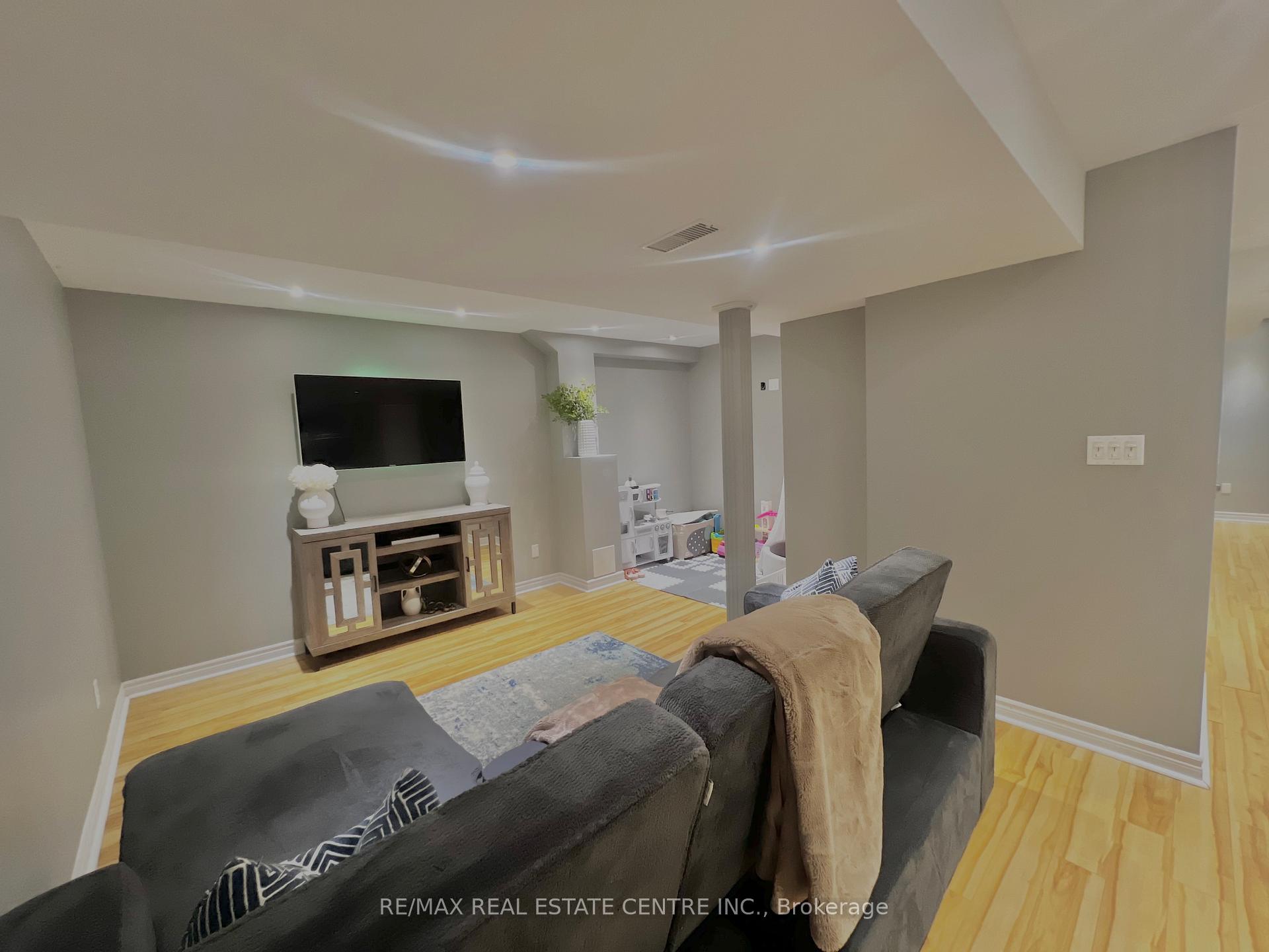 Photo 35 of 364 Orvis Crescent, Shelburne — HOMEH