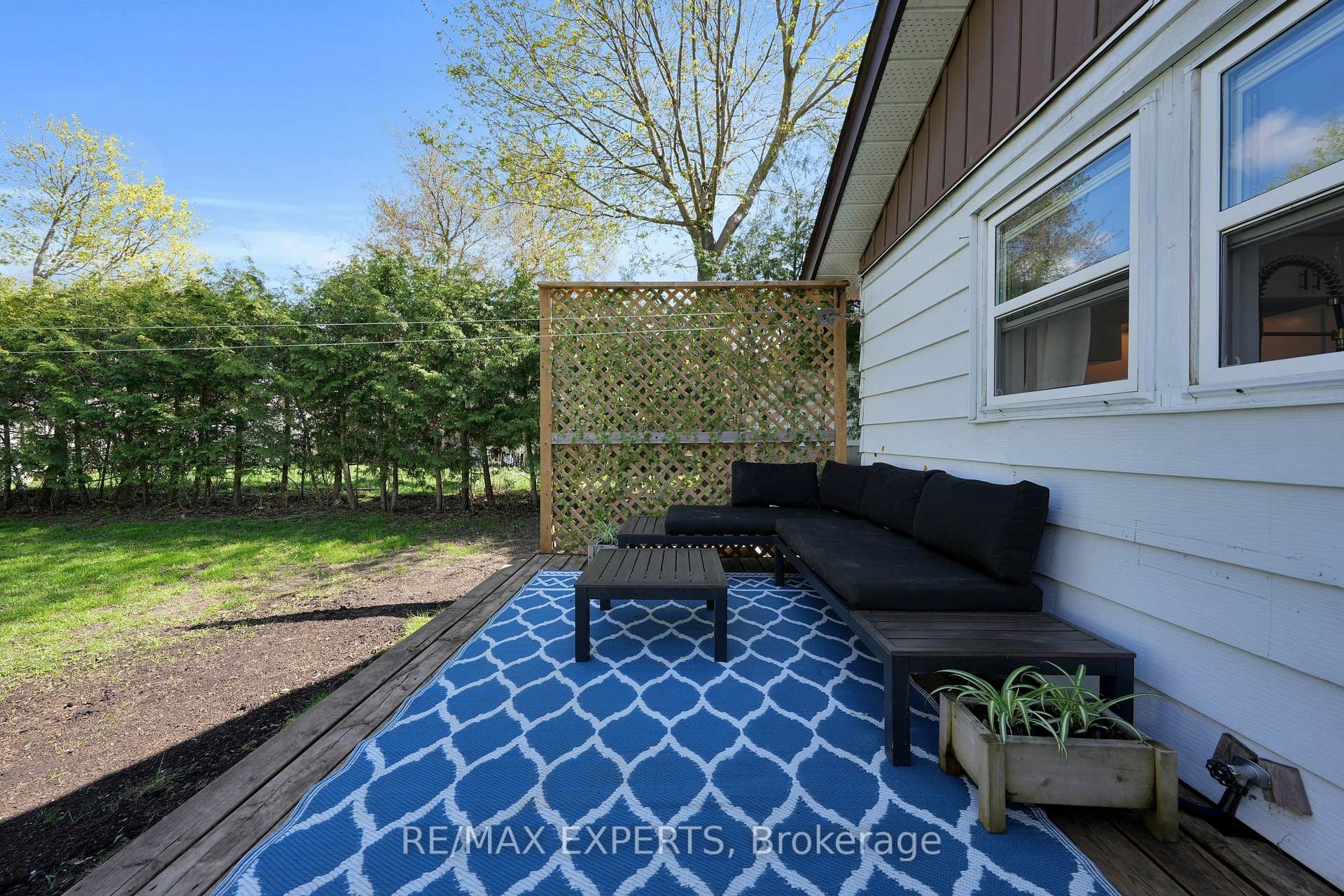 Photo 20 of 39 First Street, Scugog, Rural Scugog — HOMEH