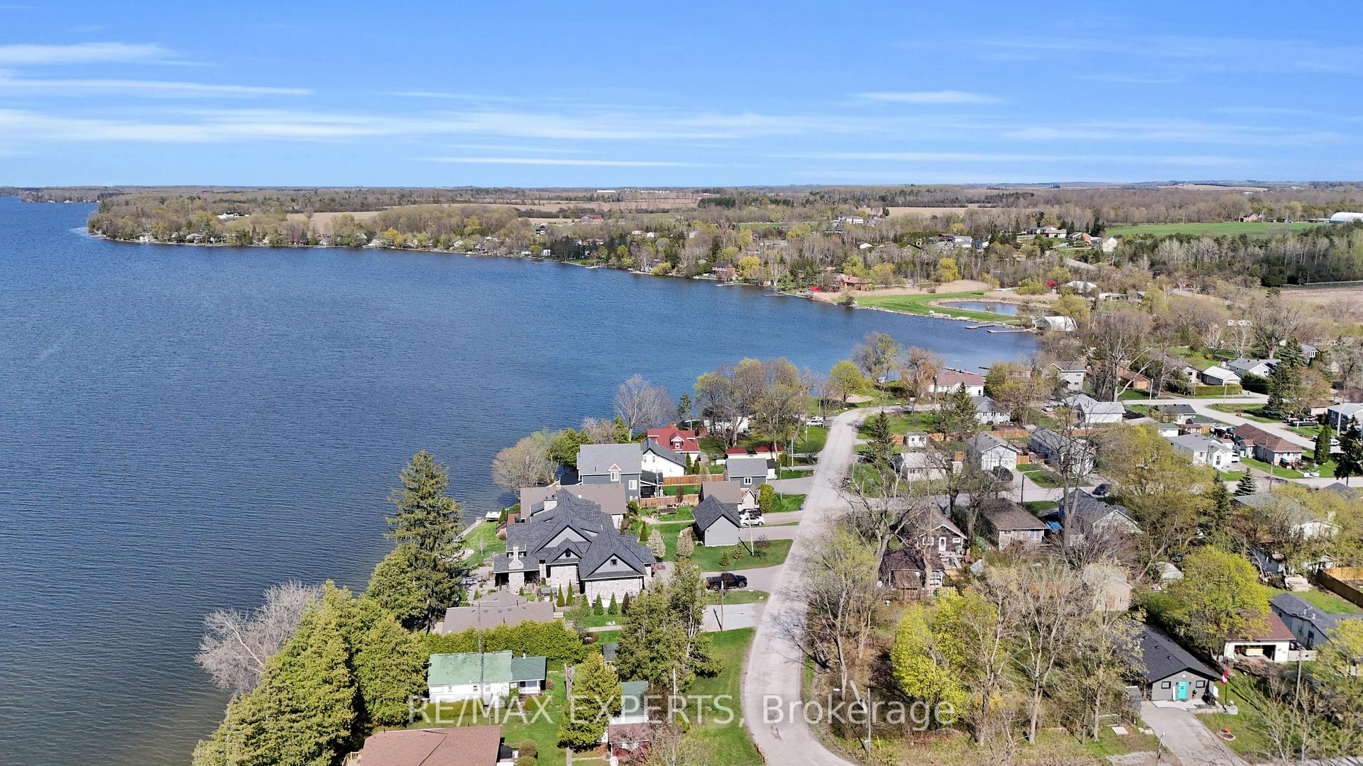 Photo 23 of 39 First Street, Scugog, Rural Scugog — HOMEH