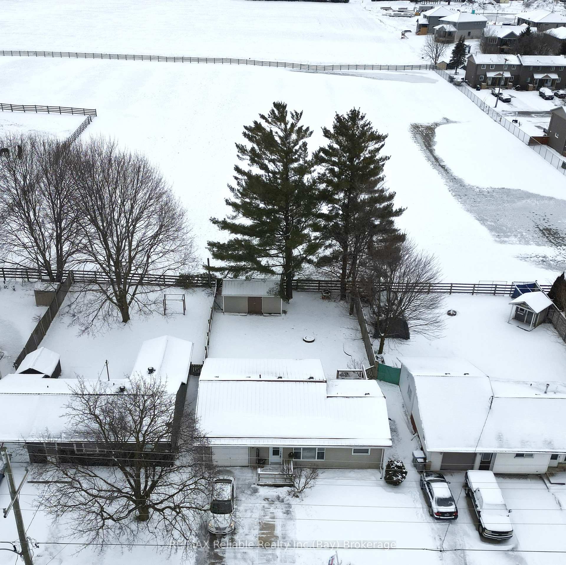 Photo 4 of 157 Huron Street E, South Huron, Exeter — HOMEH