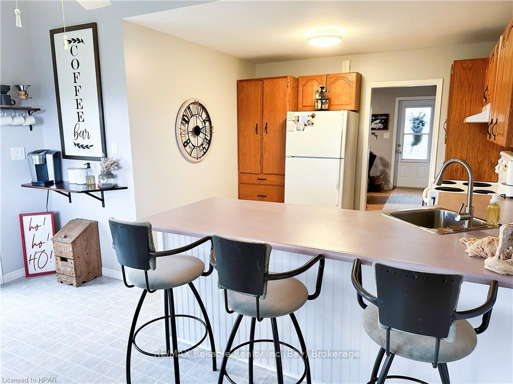 Photo 16 of 157 Huron Street E, South Huron, Exeter — HOMEH