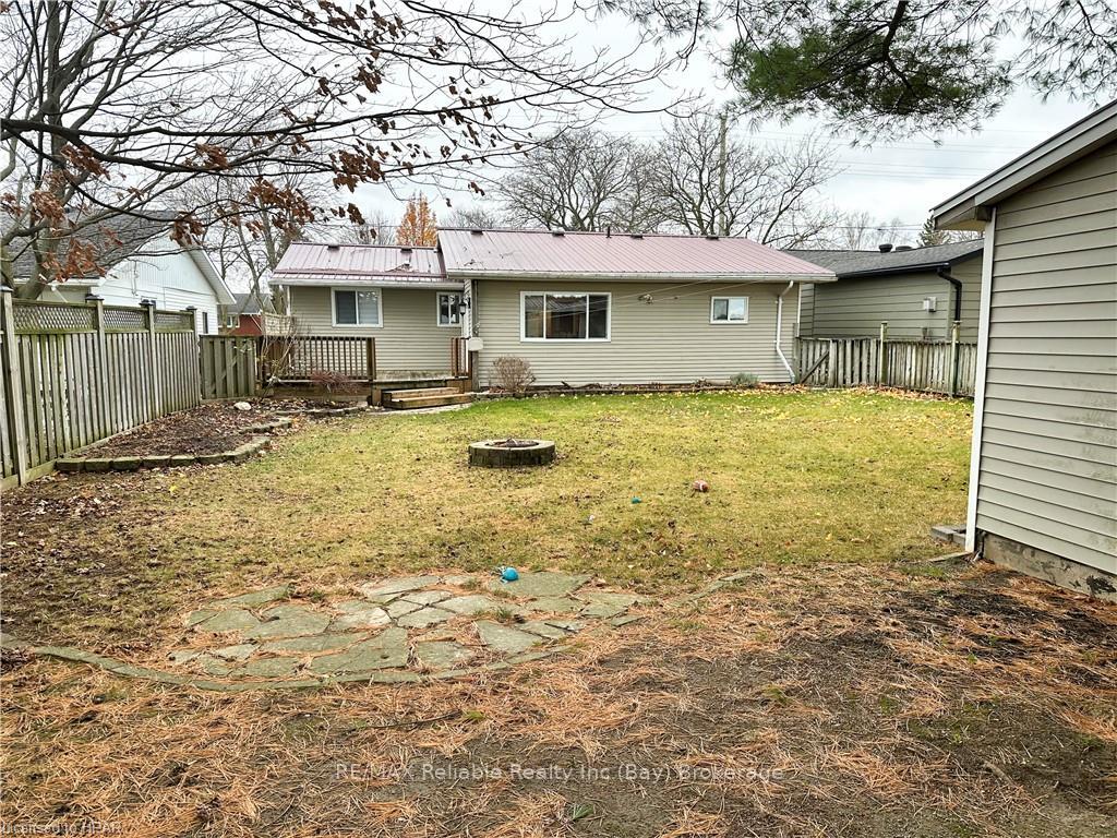 Photo 32 of 157 Huron Street E, South Huron, Exeter — HOMEH