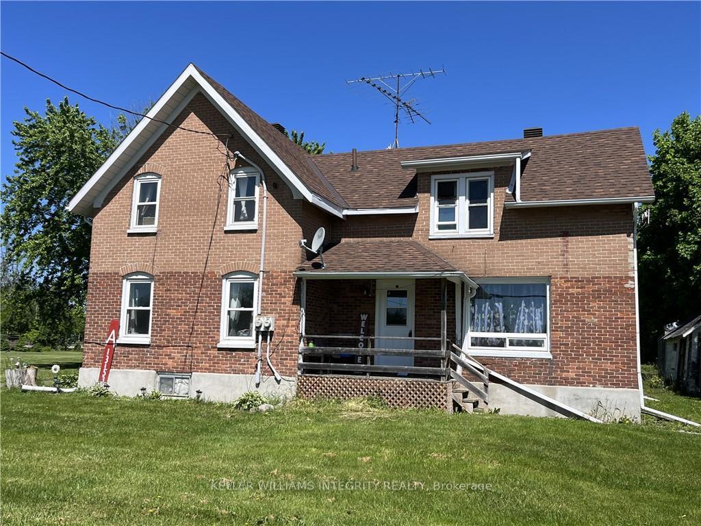 Front of 13153 Riverside Drive