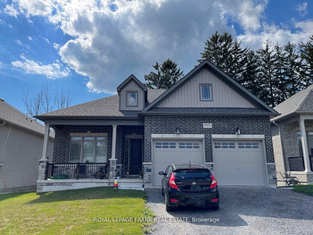 Front of 16028 Simcoe Street