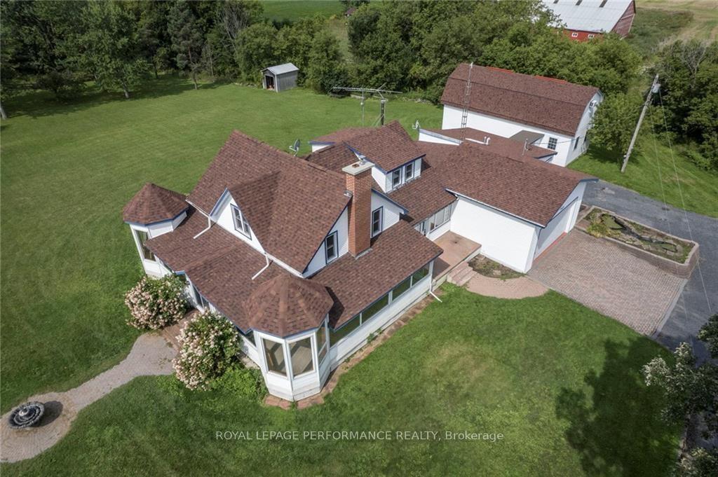 Photo 2 of 21129 Concession 9 Road, South Glengarry, South Glengarry (Lancaster) Twp — HOMEH