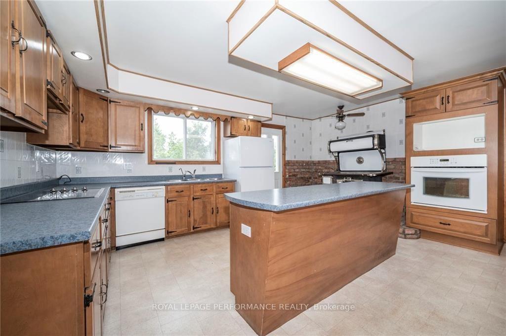 Photo 7 of 21129 Concession 9 Road, South Glengarry, South Glengarry (Lancaster) Twp — HOMEH