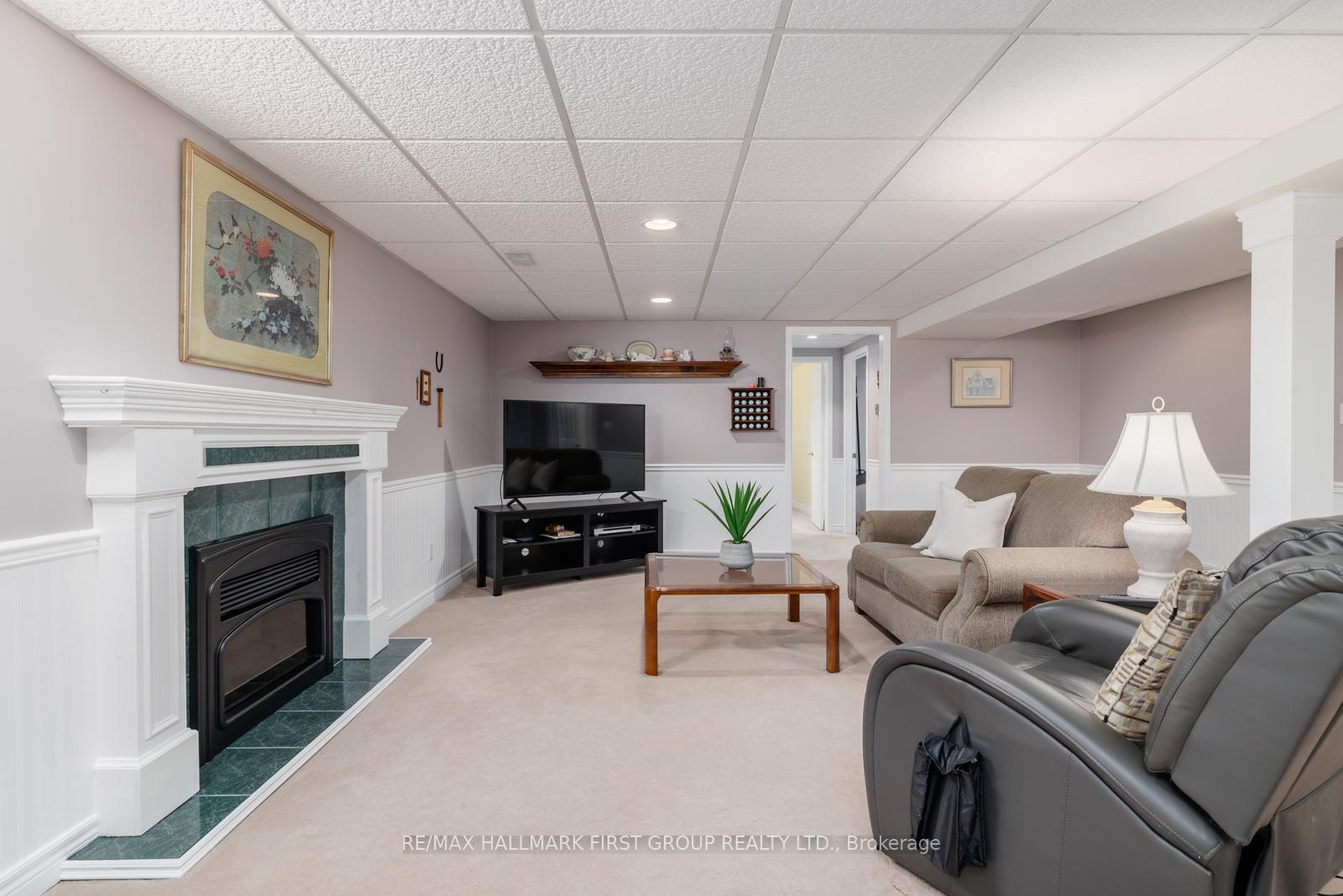 Photo 17 of 8 South Garden Court, Scugog, Port Perry — HOMEH