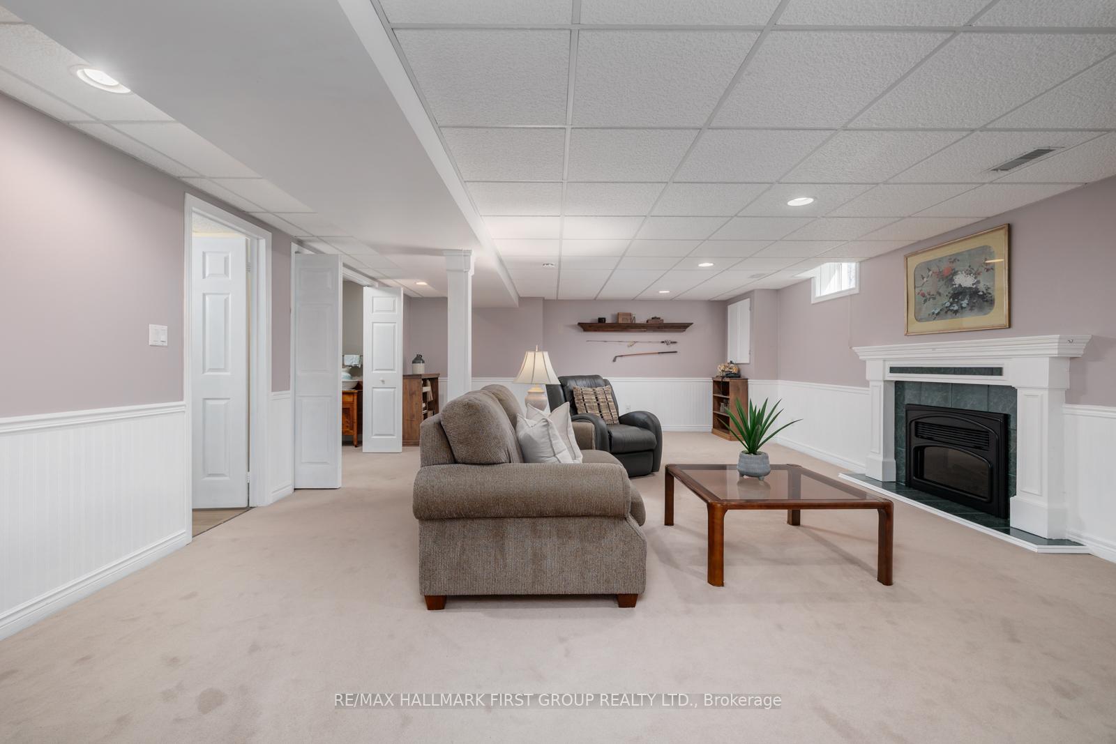 Photo 18 of 8 South Garden Court, Scugog, Port Perry — HOMEH