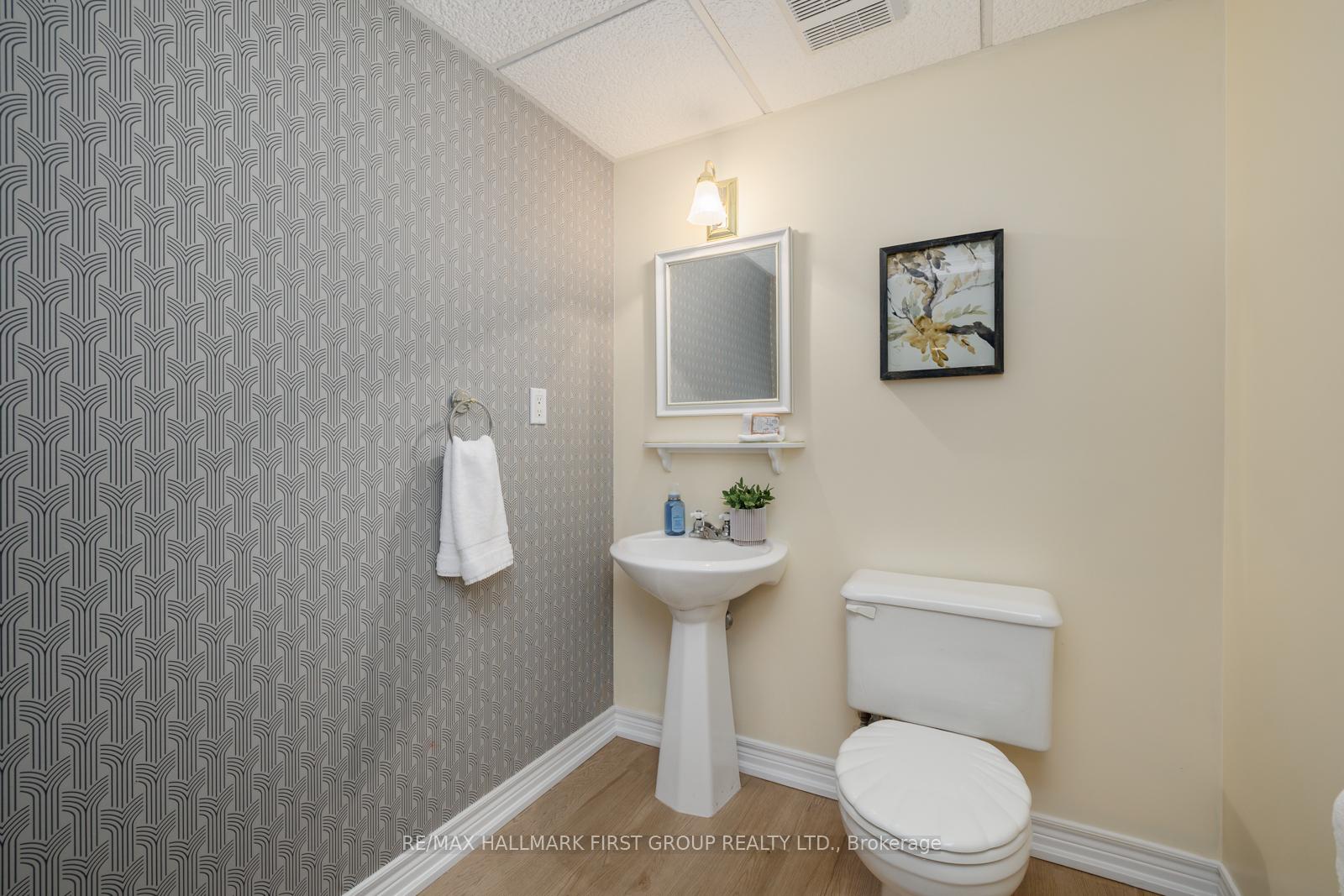Photo 20 of 8 South Garden Court, Scugog, Port Perry — HOMEH