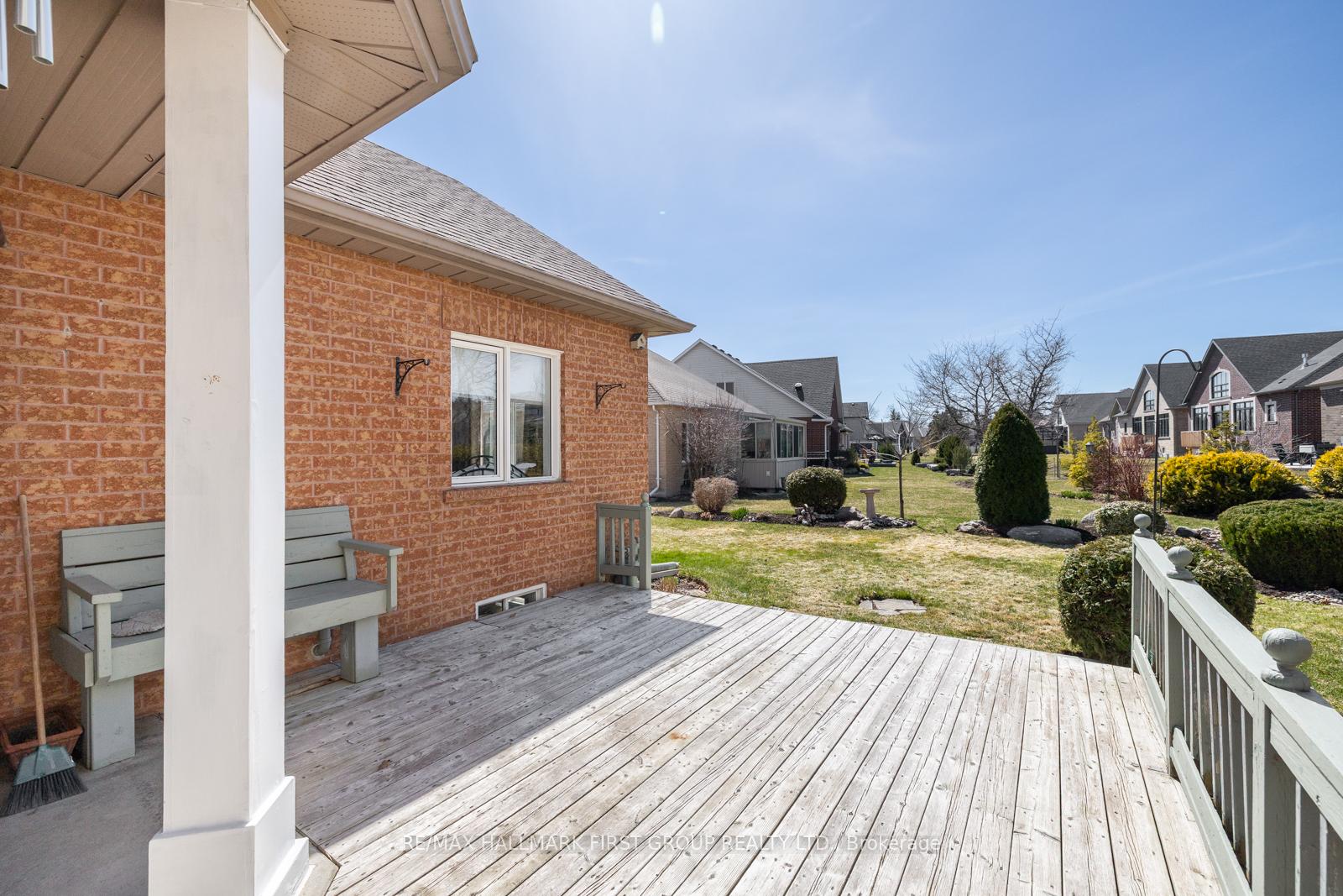Photo 21 of 8 South Garden Court, Scugog, Port Perry — HOMEH