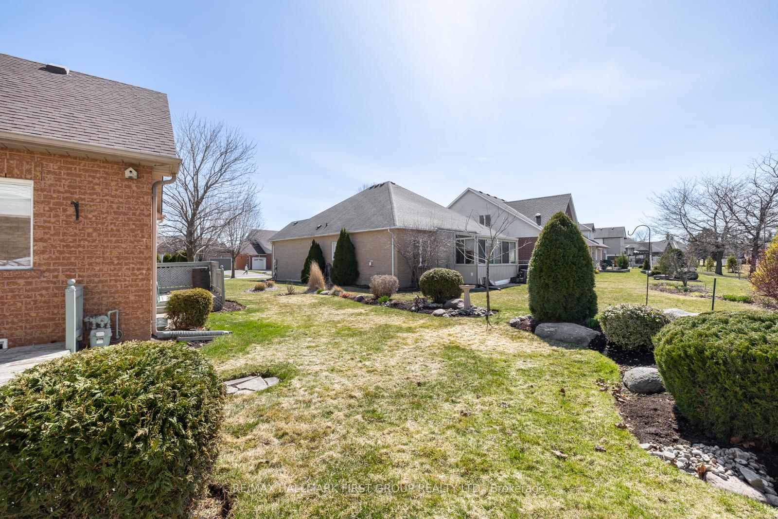 Photo 23 of 8 South Garden Court, Scugog, Port Perry — HOMEH