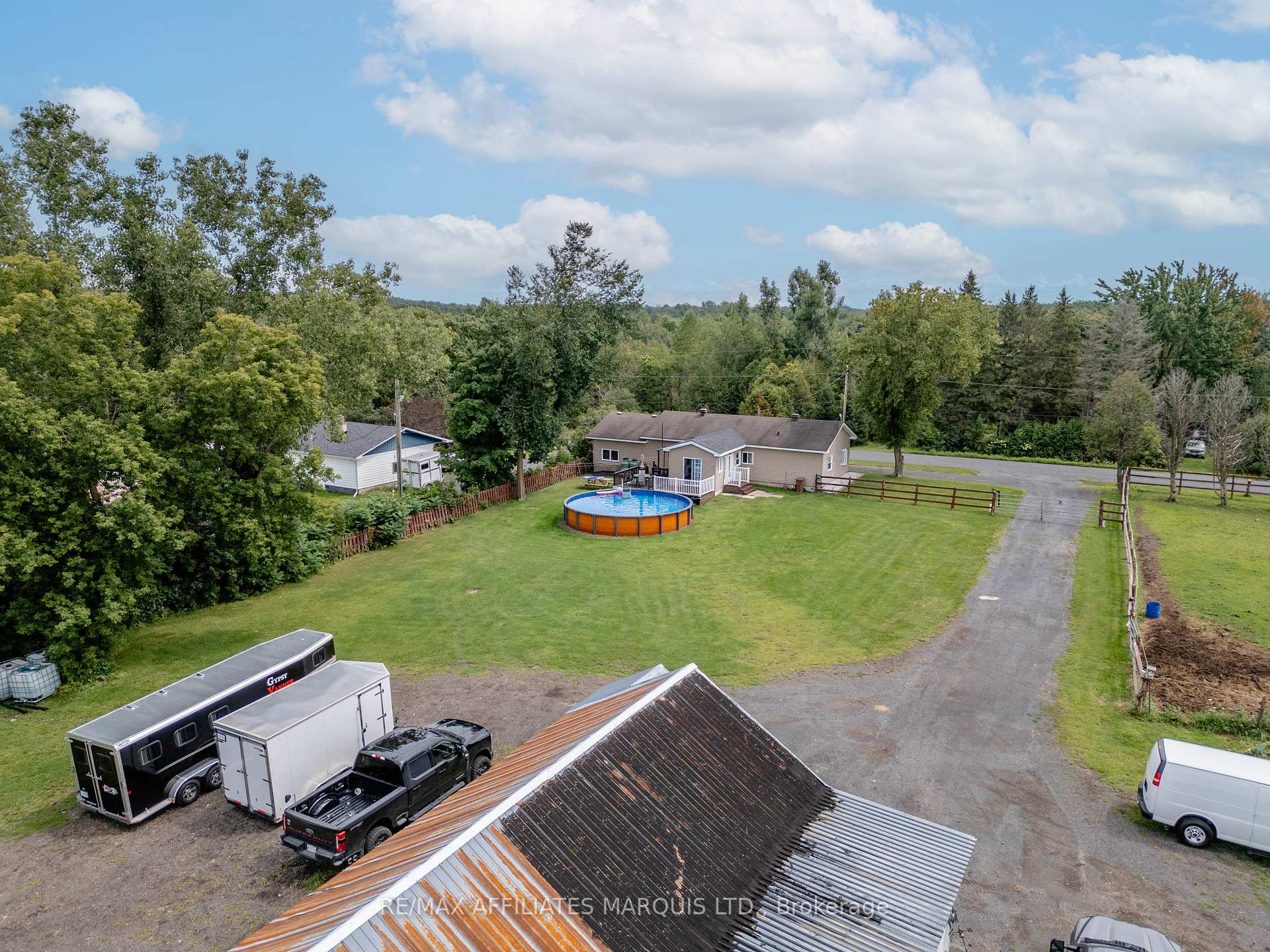 Photo 6 of 20169 Beaupre Road, South Glengarry, South Glengarry (Charlottenburgh) Twp — HOMEH