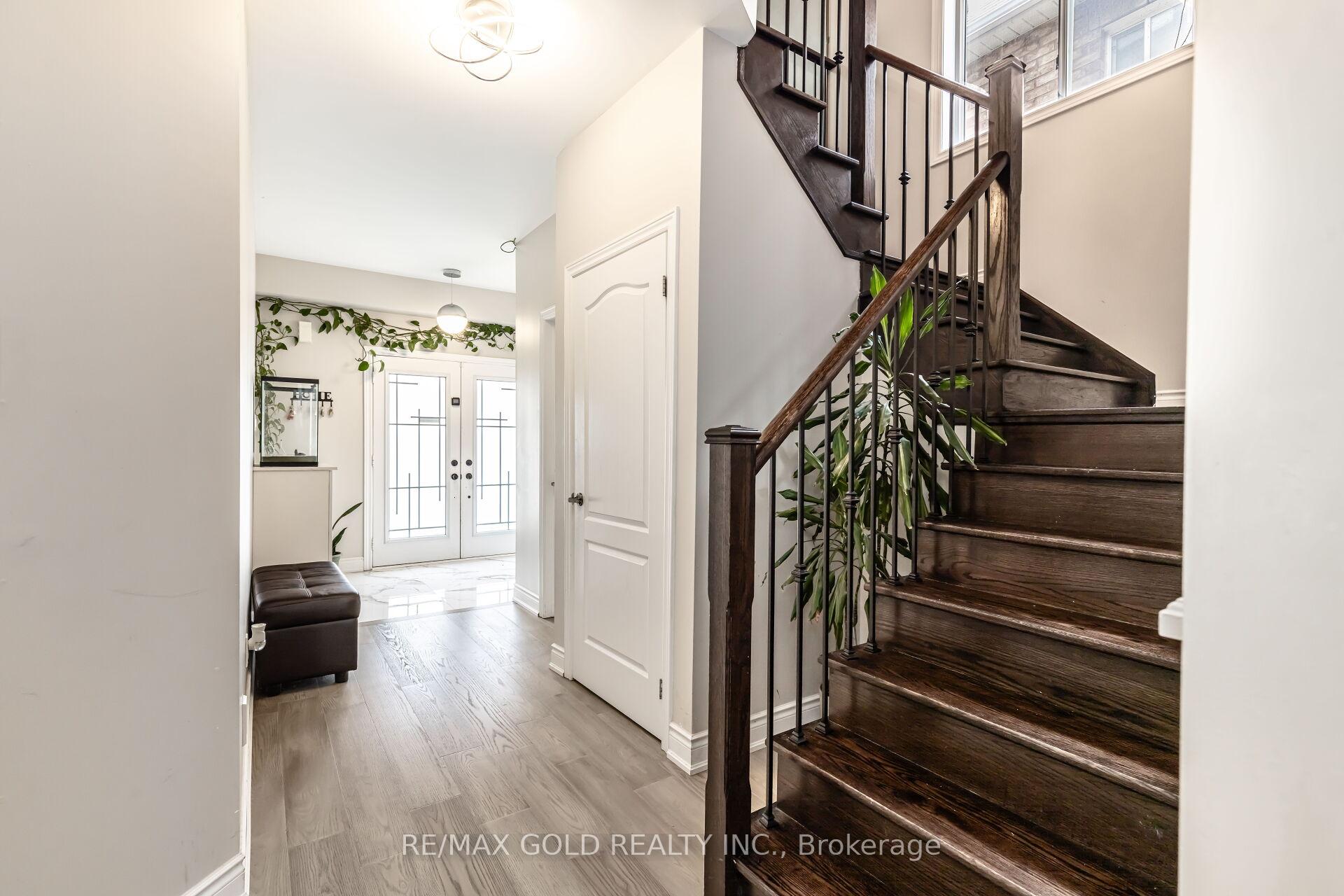 Photo 8 of 124 Morden Drive W, Shelburne — HOMEH