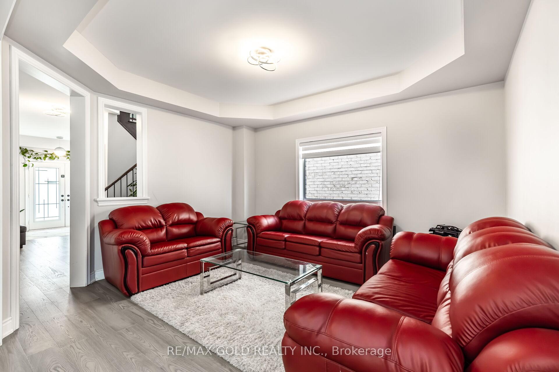 Photo 9 of 124 Morden Drive W, Shelburne — HOMEH